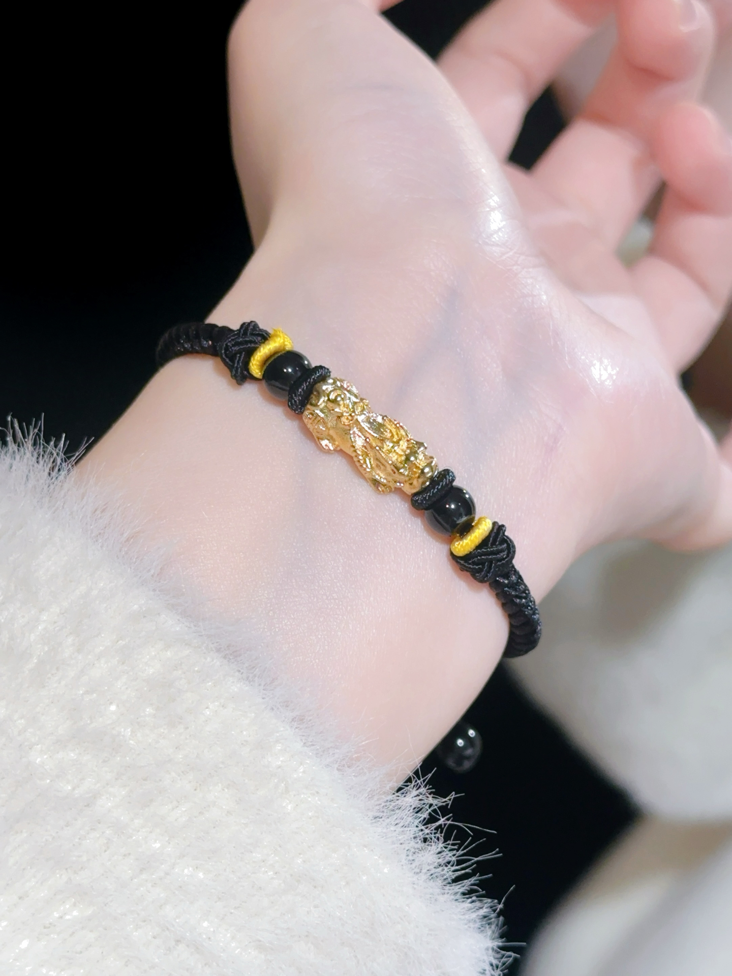 戴貔貅的女孩子 事业钱财不会差❗️