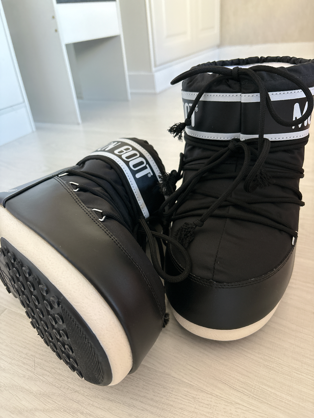custom review-MOON BOOT Короткий сноубутс унисекс черный