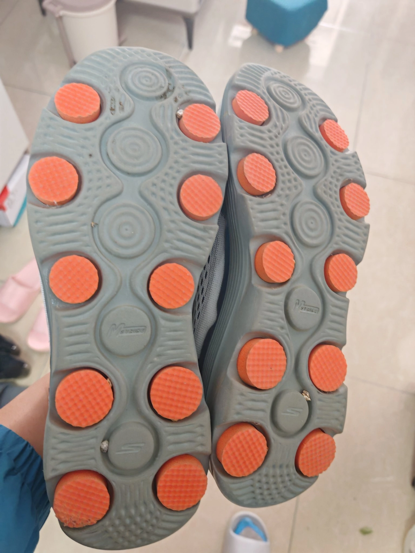 custom review-Skechers GO RUN 7,0 Low Топ Беговые кроссовки Мужской Серый Зеленый