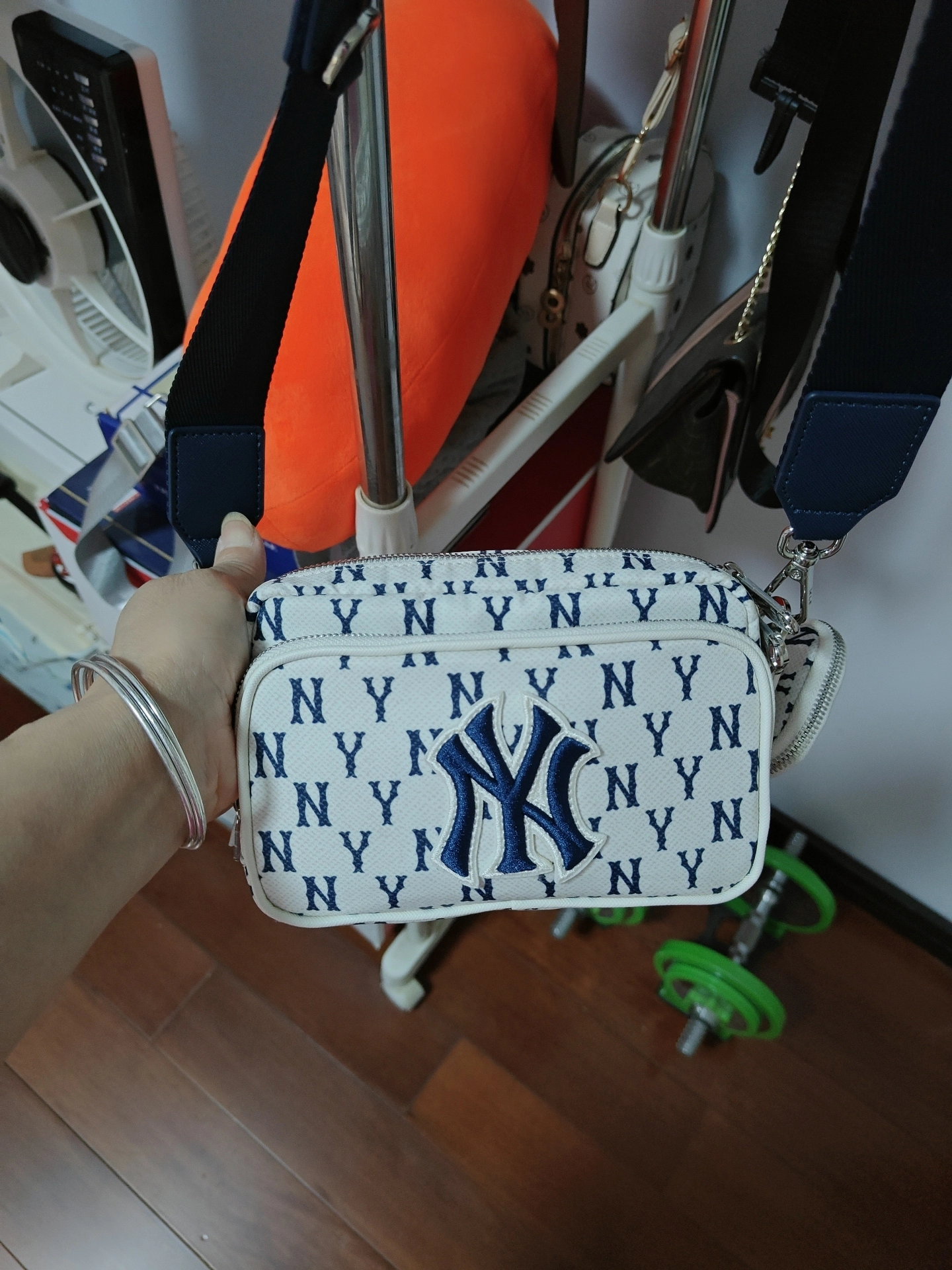 custom review-MLB MONOGRAM Полиэстер Сумка через плечо Мини Унисекс Бежевый