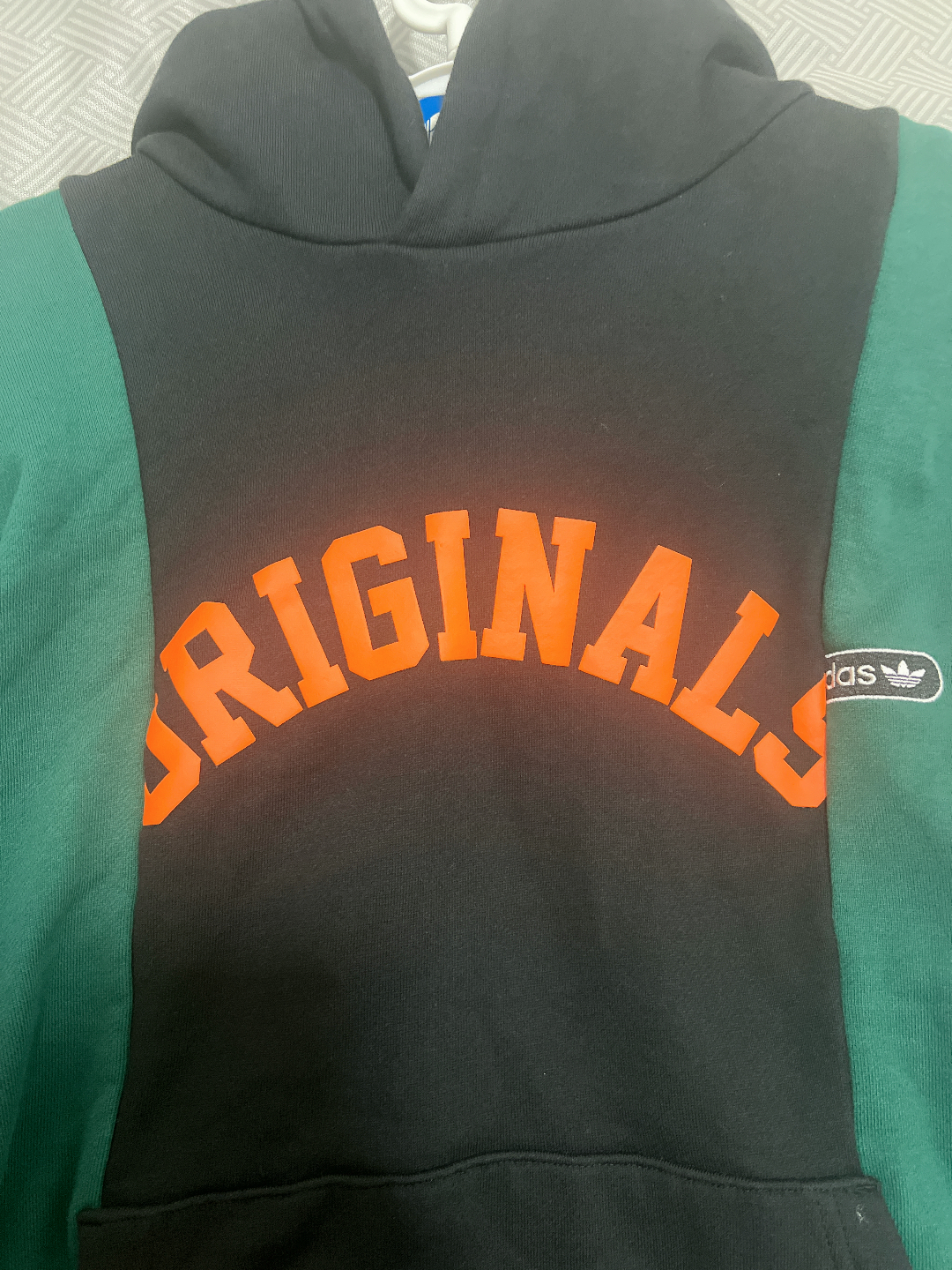 custom review-Adidas Originals Modern Retro Черные Мужские Свитшоты