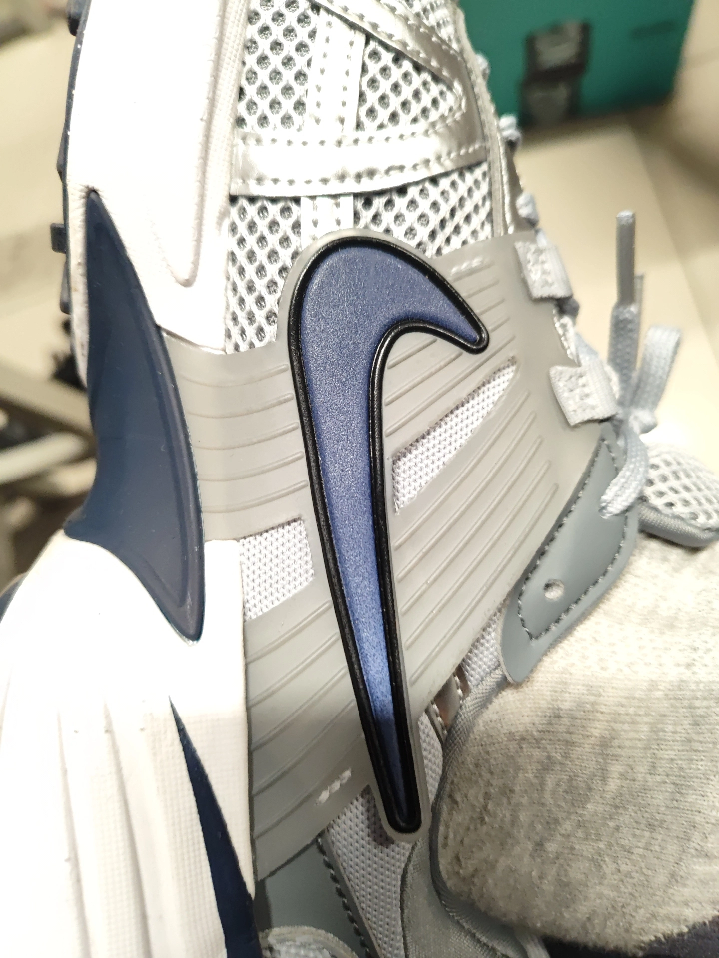 custom review-Nike V2K Run Low Топ Y2K Retro Running Обувь Унисекс Серый Серебряный