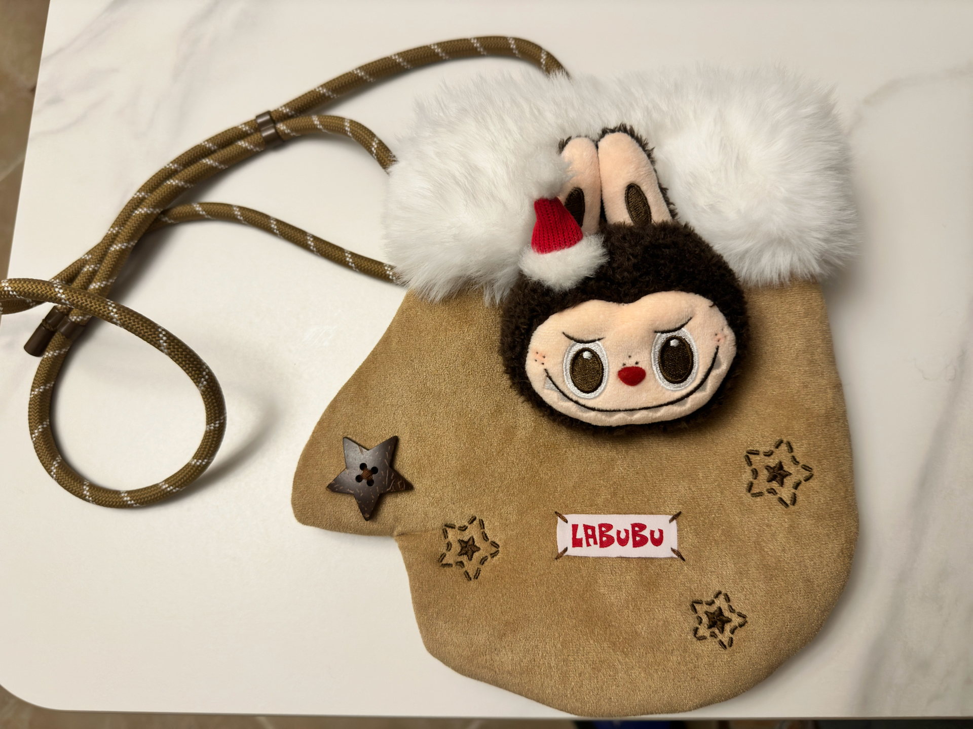 custom review-POP MART LABUBU Twinkly Fairy Tale Сумка На Плечо В Форме Перчатки Трендовый Мерч