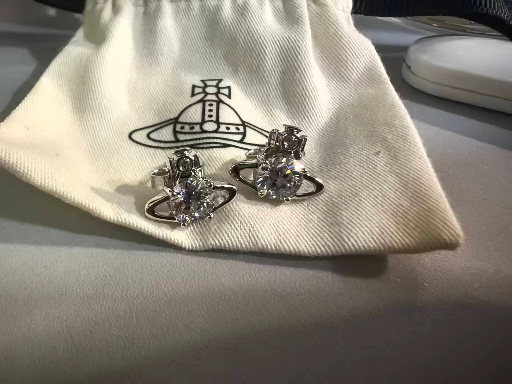 custom review-Вивьен Вествуд Брасс Серьги Женские Серебряные