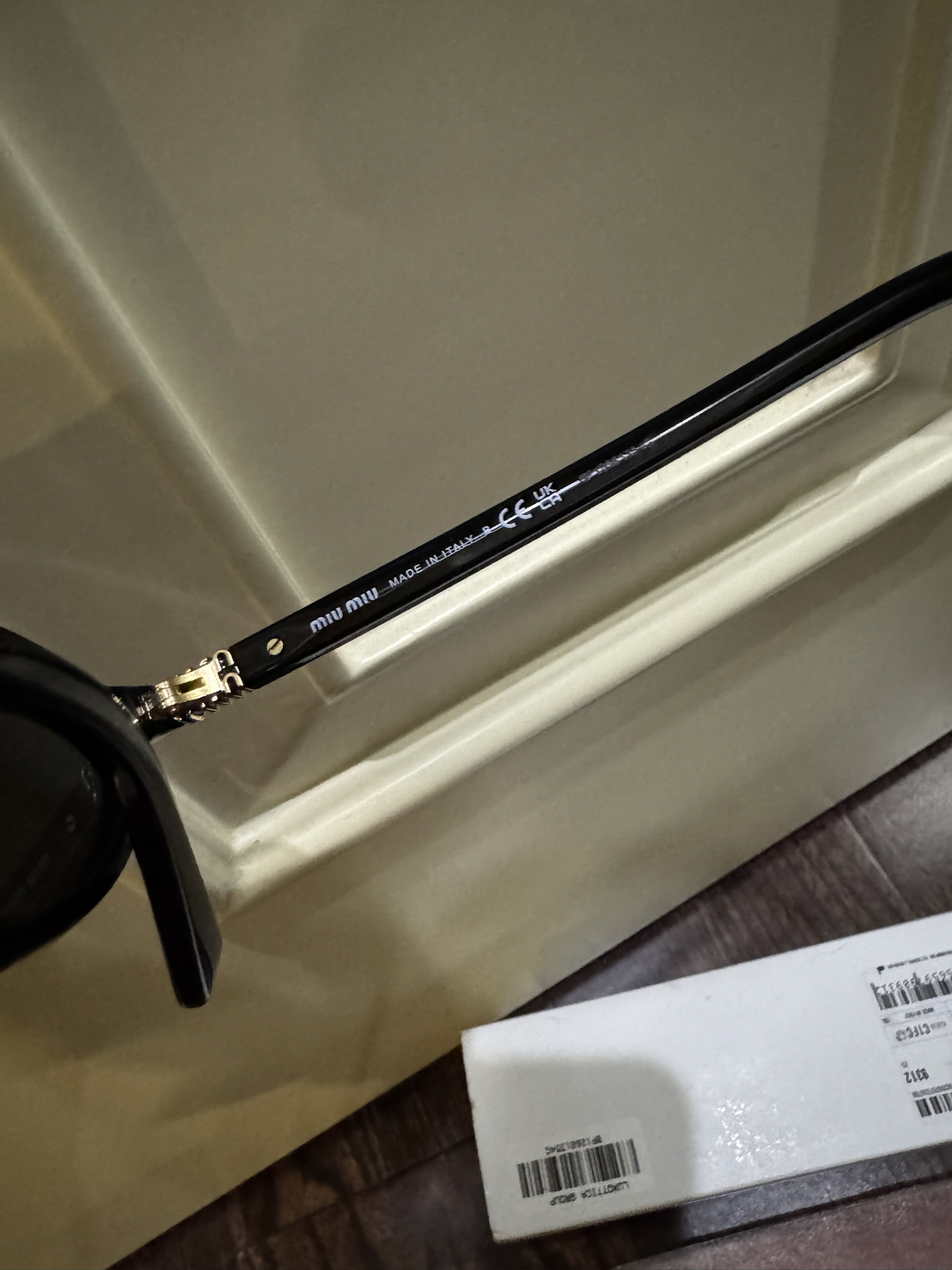 custom review-MIU MIU OVAL SUNGLASSES Унисекс Черный