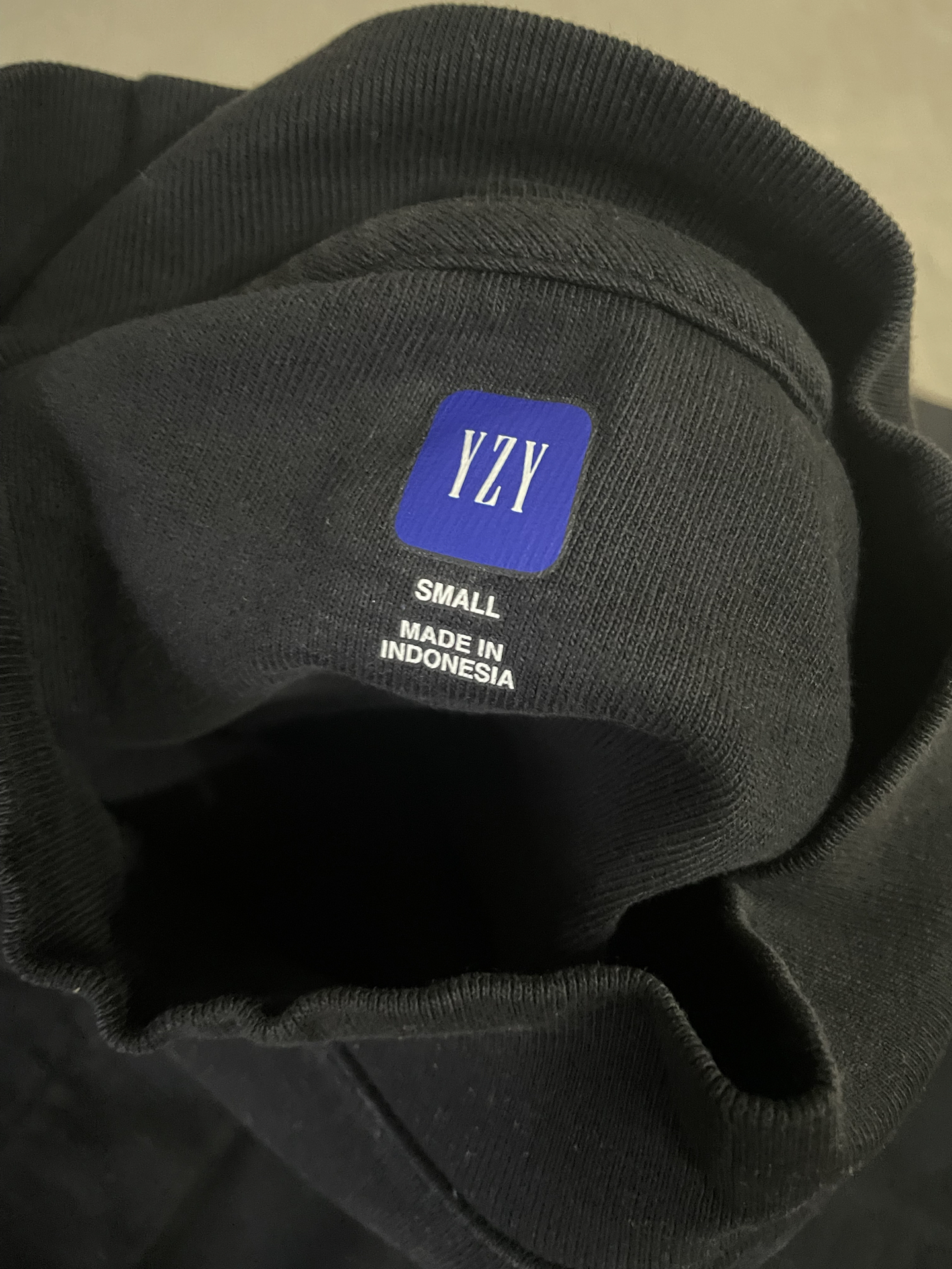 custom review-Yeezy X Gap X Balenciaga Логотип Нет Шовная Футболка Унисекс Черная