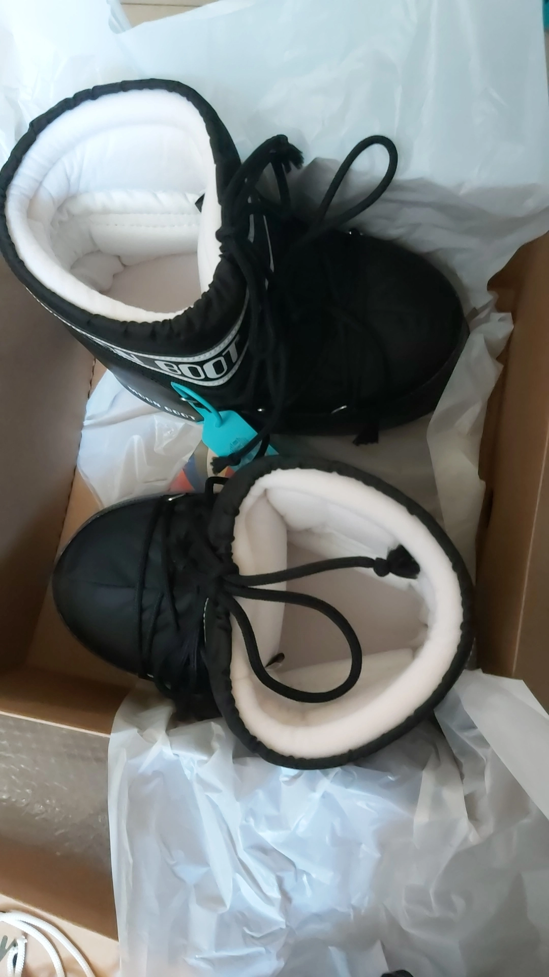 custom review-MOON BOOT Короткий сноубутс унисекс черный