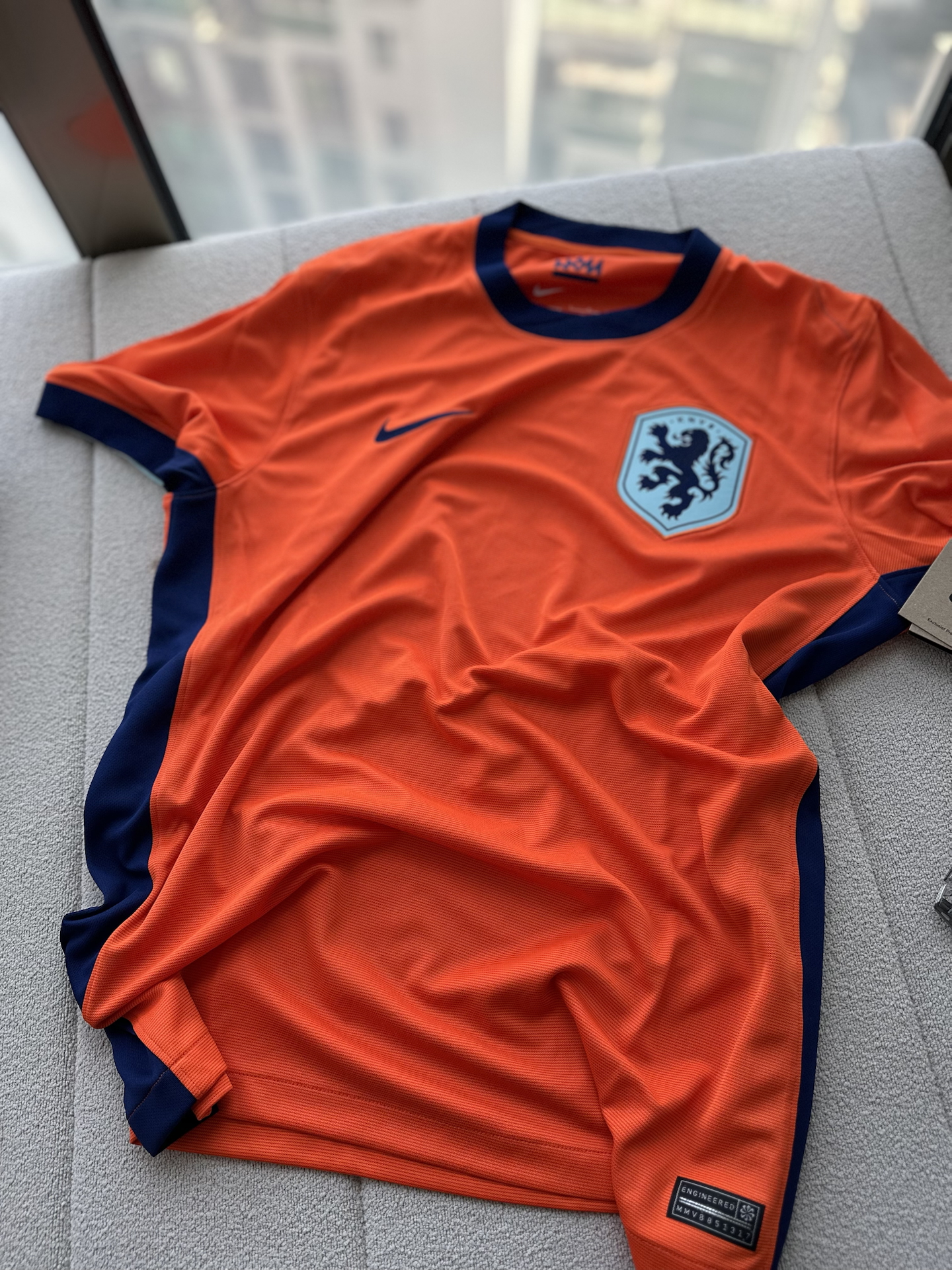 荷兰队主场球衣