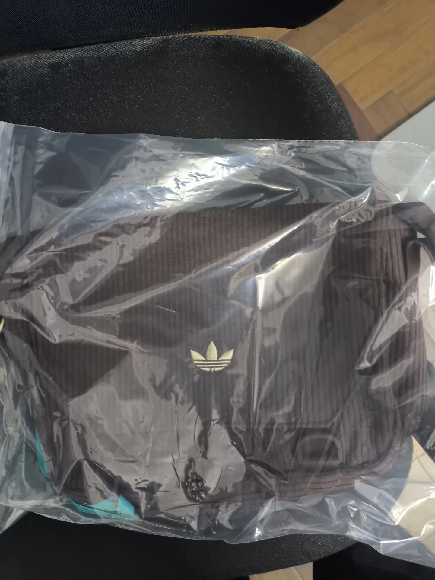 custom review-Adidas Originals Трилистник Вельвет Сумка через плечо Сумка на плечо Стандартная (Стандартная) Унисекс Темно-коричневый