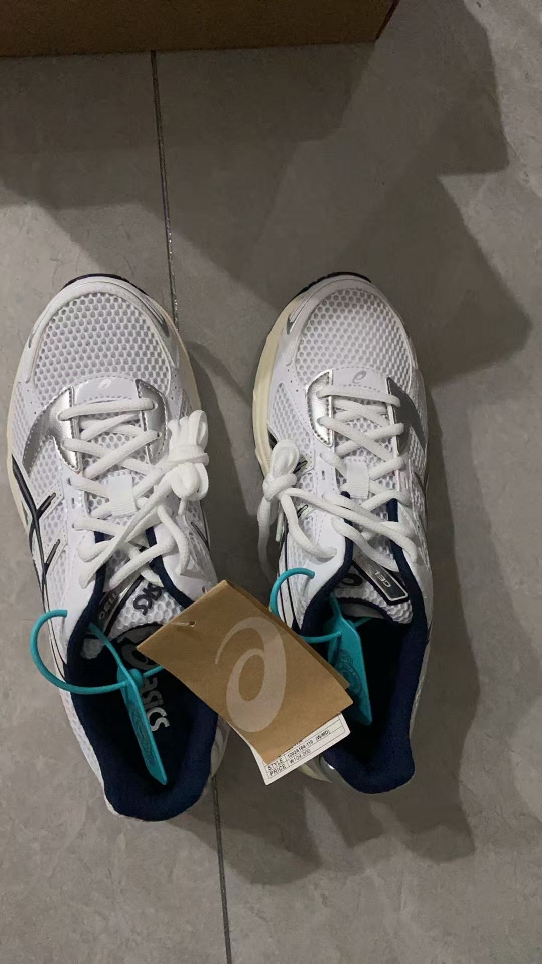 custom review-ASICS Гель 1130 Амортизация Износостойкий Низкий Топ Повседневные Беговые кроссовки Женские Белые Черно-синие