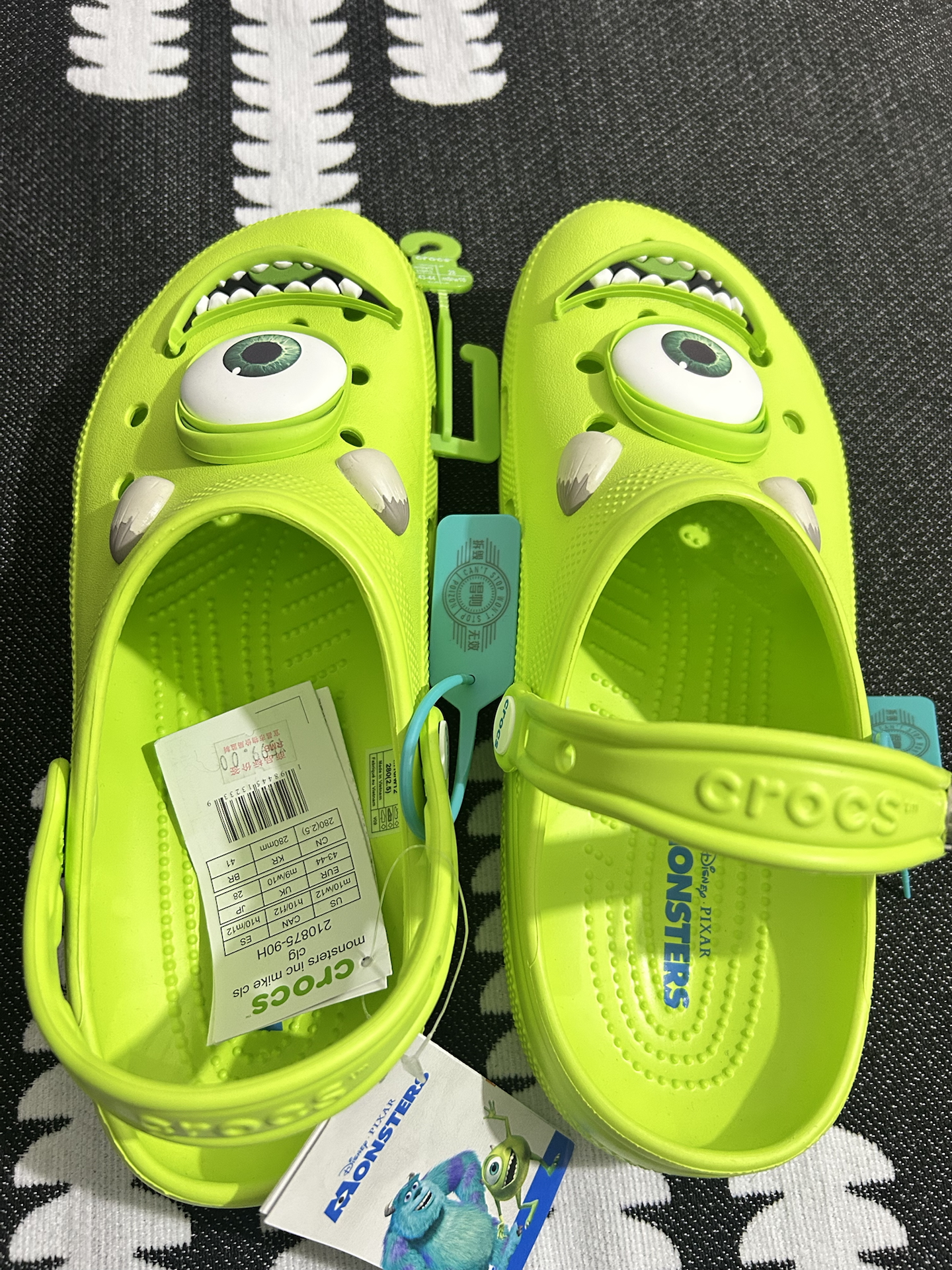 custom review-GUAISHOUDIANLIGONGSI x Crocs Classic Clog Sabo Унисекс Зеленый