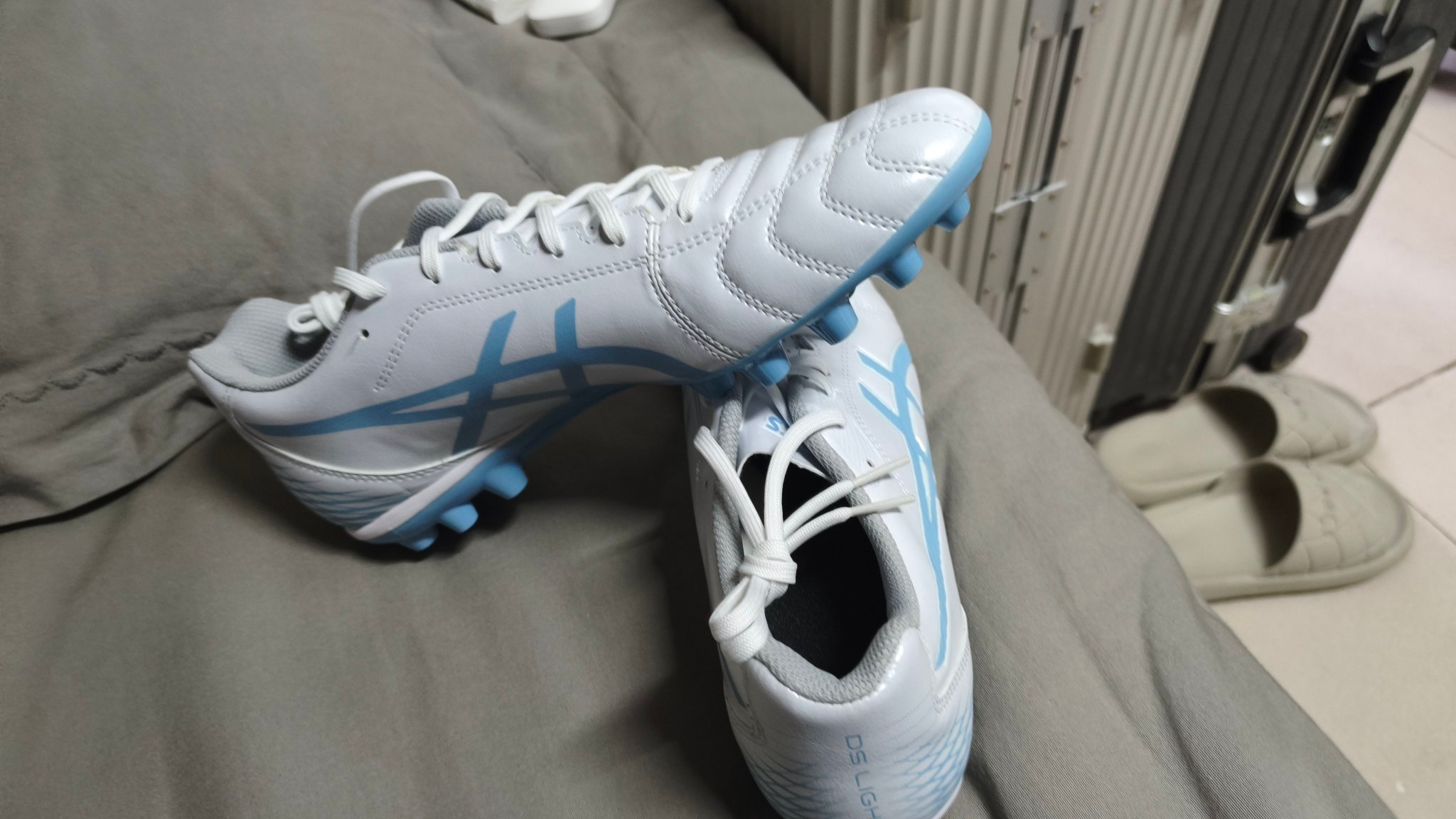 custom review-Asics Ds Light Club AG Искусственная трава Искусственные шипы Синтетическая кожа