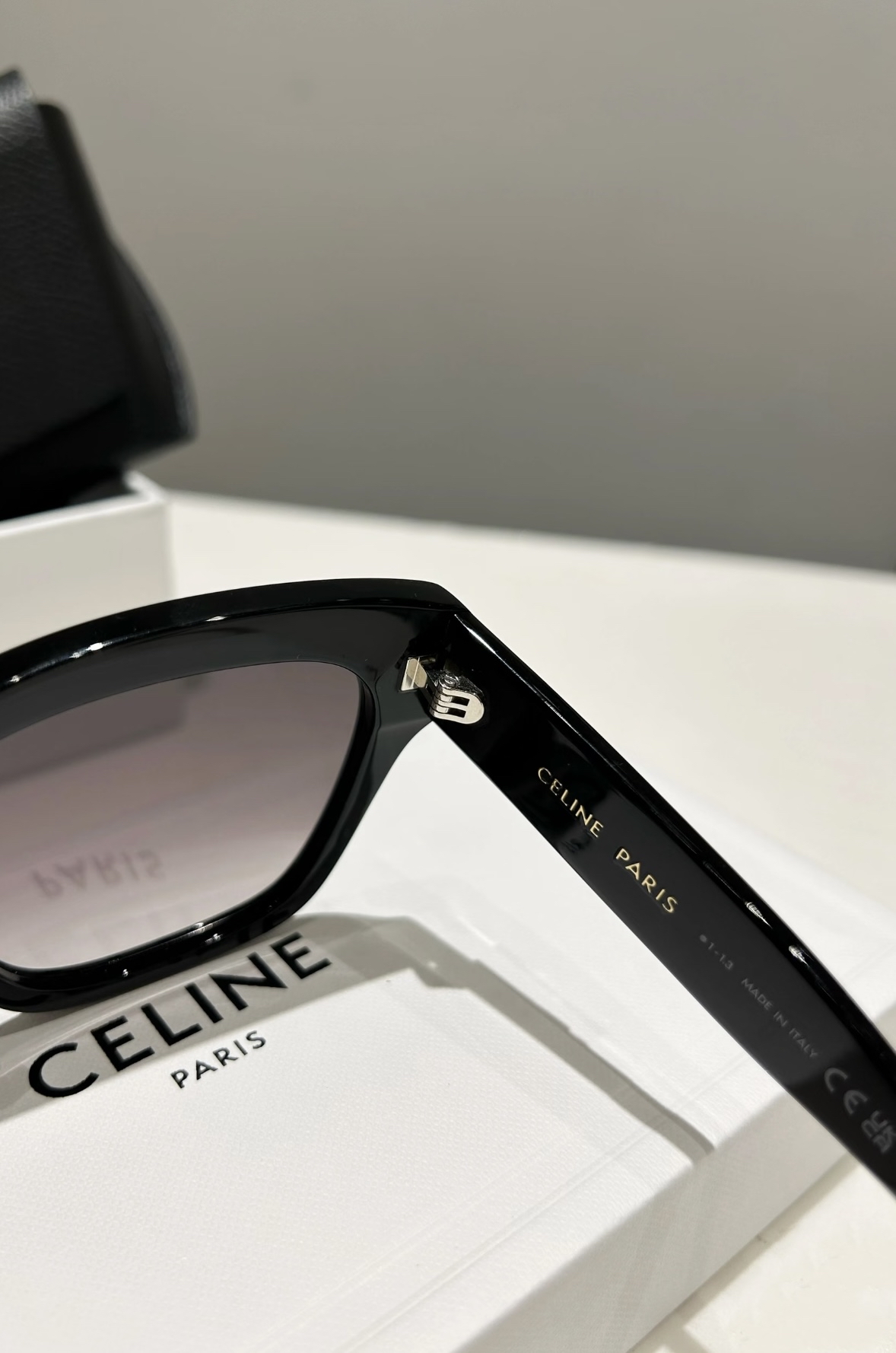 custom review-CELINE Фигурные Солнцезащитные Очки Унисекс Черные