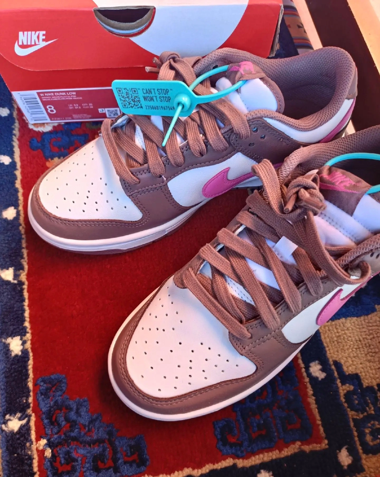 分享耐克aj 
前段时间生日,朋友送了我一双nike dunk 防滑 低帮 板鞋