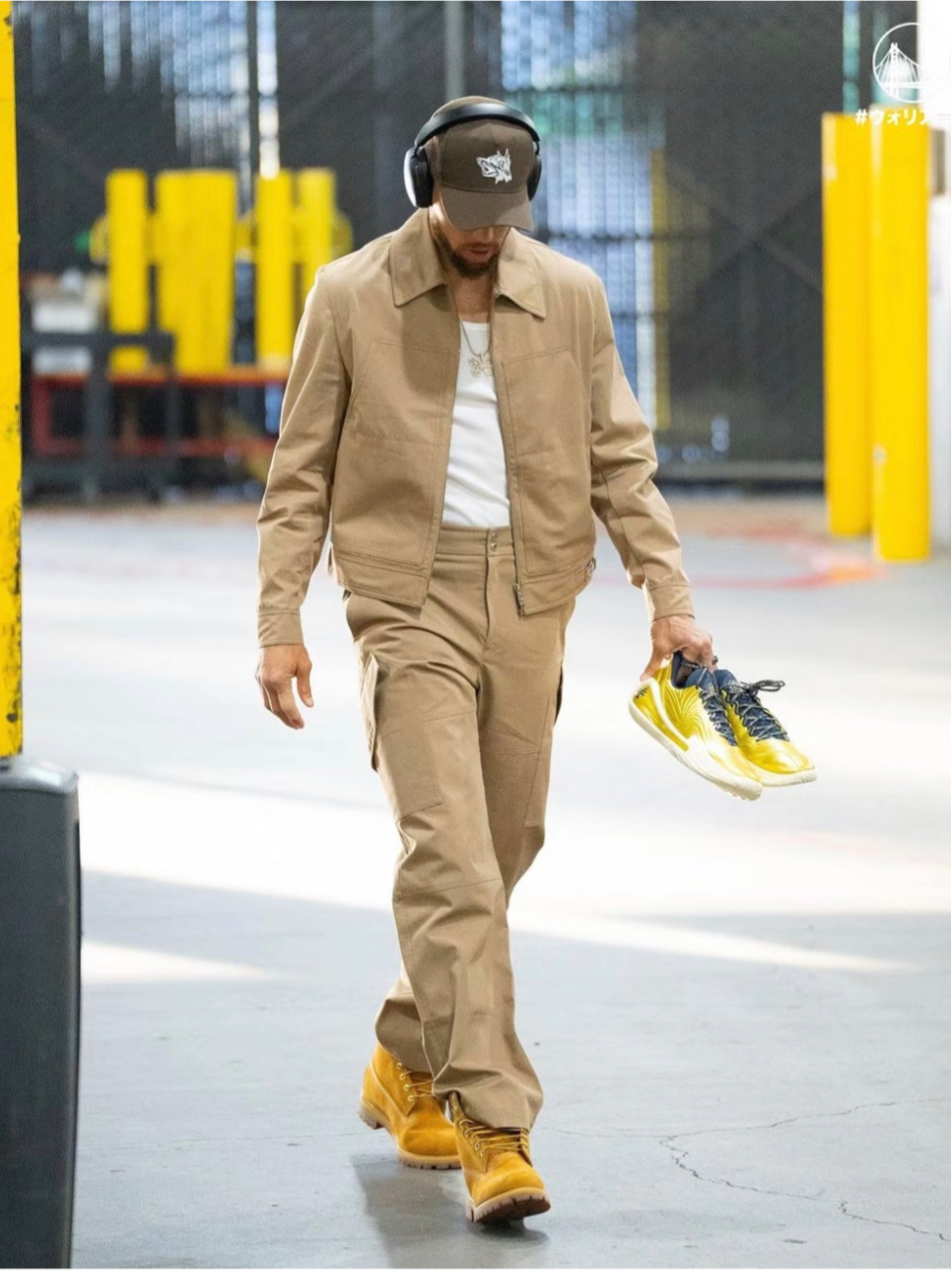 nba球星库里的穿搭你们打几分呢?