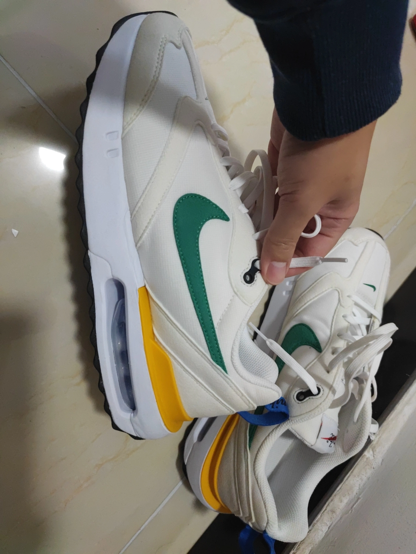 custom review-Nike Air MAX Рассвет Устойчивая к истиранию Низкая повседневная обувь Мужская Белая Зеленая