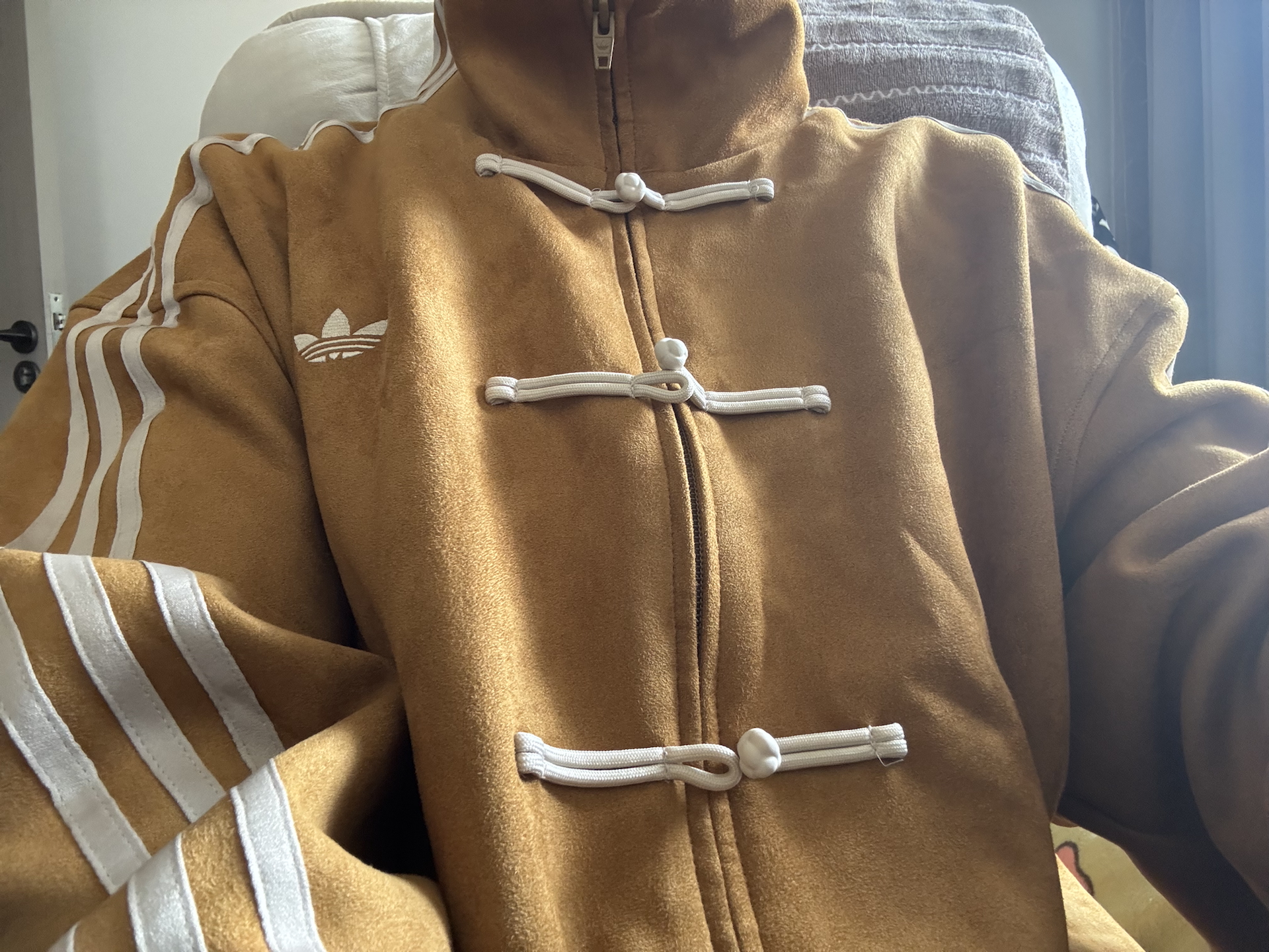 custom review-Adidas Originals CTT Куртка Унисекс Бронза Пластины