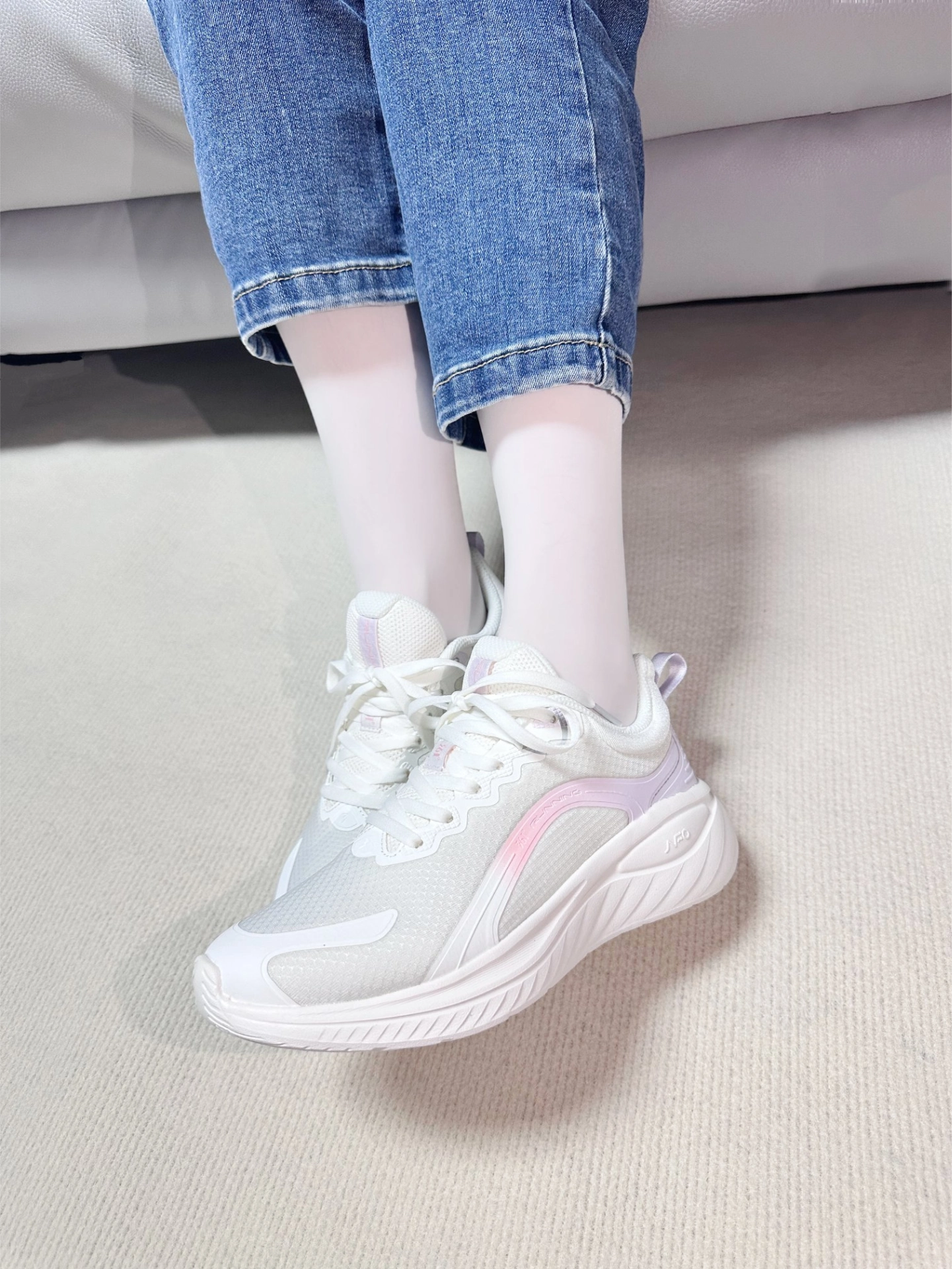 361度柔步3 
#失序高校风 
#百搭休闲宝藏跑步鞋