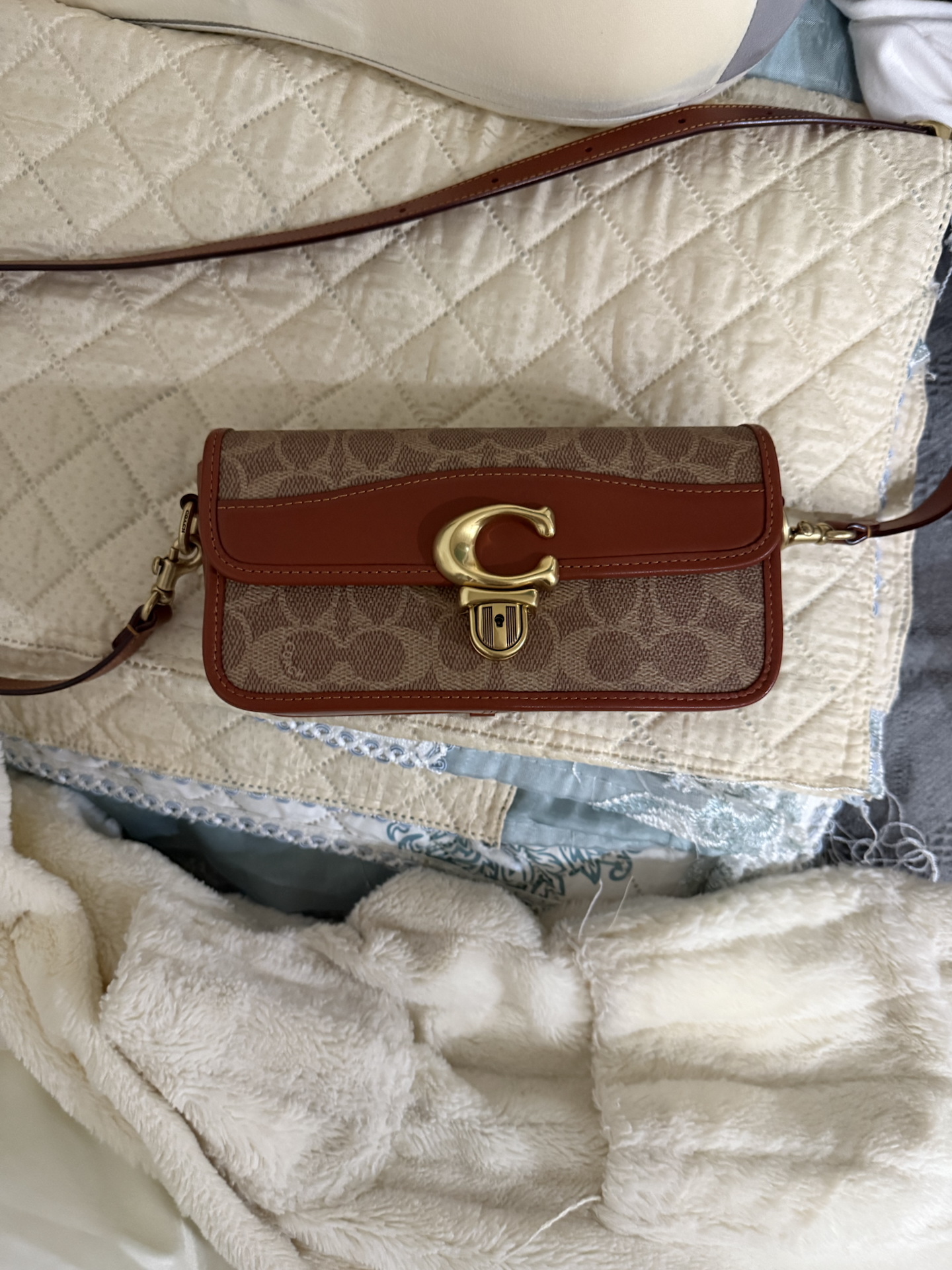 custom review-COACH Studio Коровья кожа Сумка на плечо Маленькая квадратная сумка Портативная сумка через плечо Маленькая женская