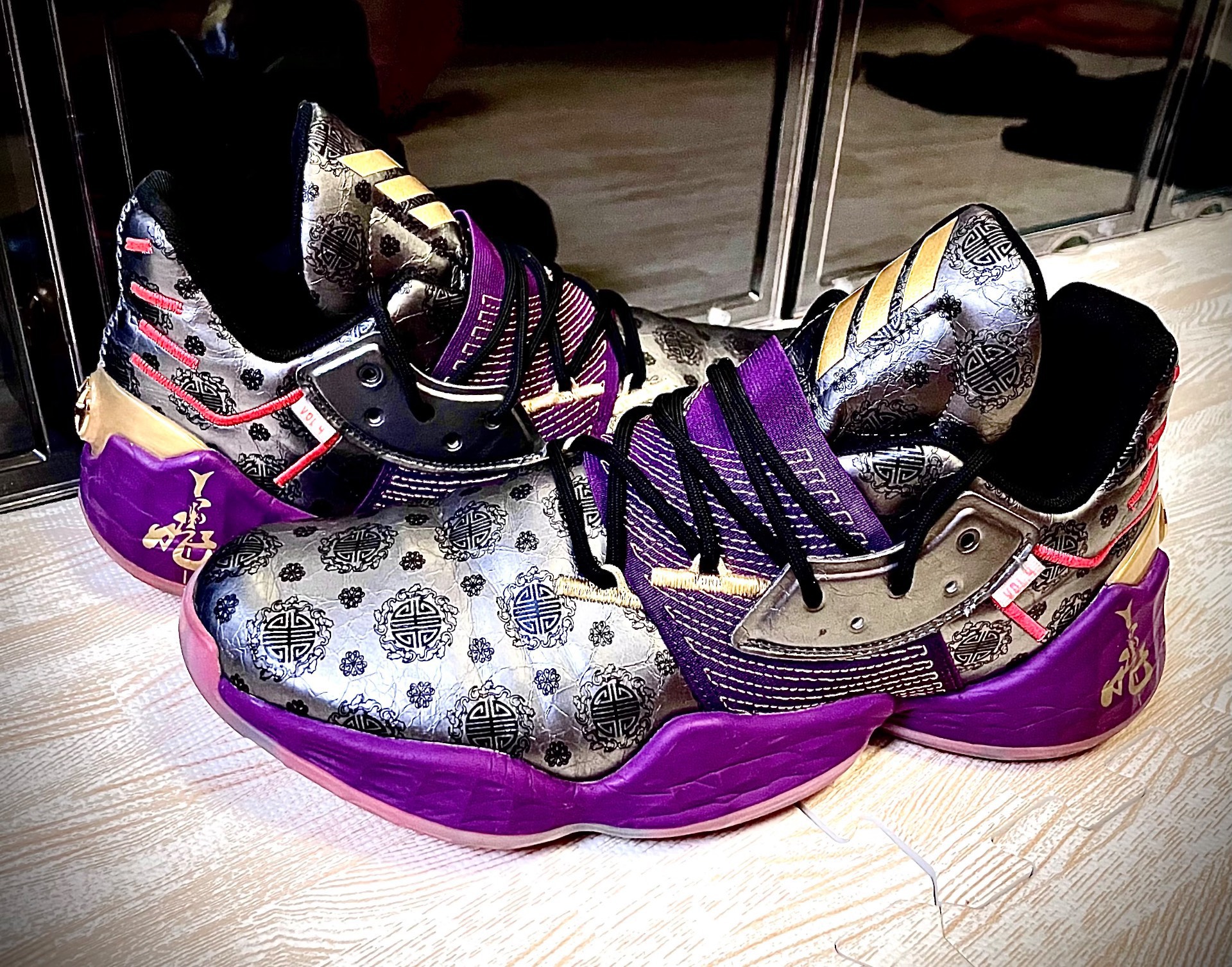 哈登4  五虎将一张飞