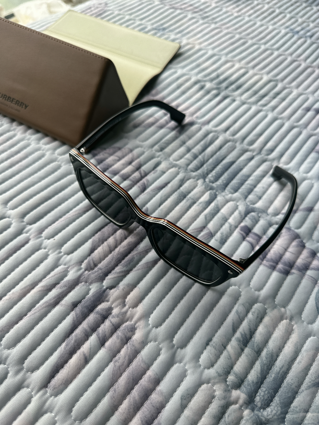 custom review-Burberry Прямоугольные Солнцезащитные очки Мужские Черные