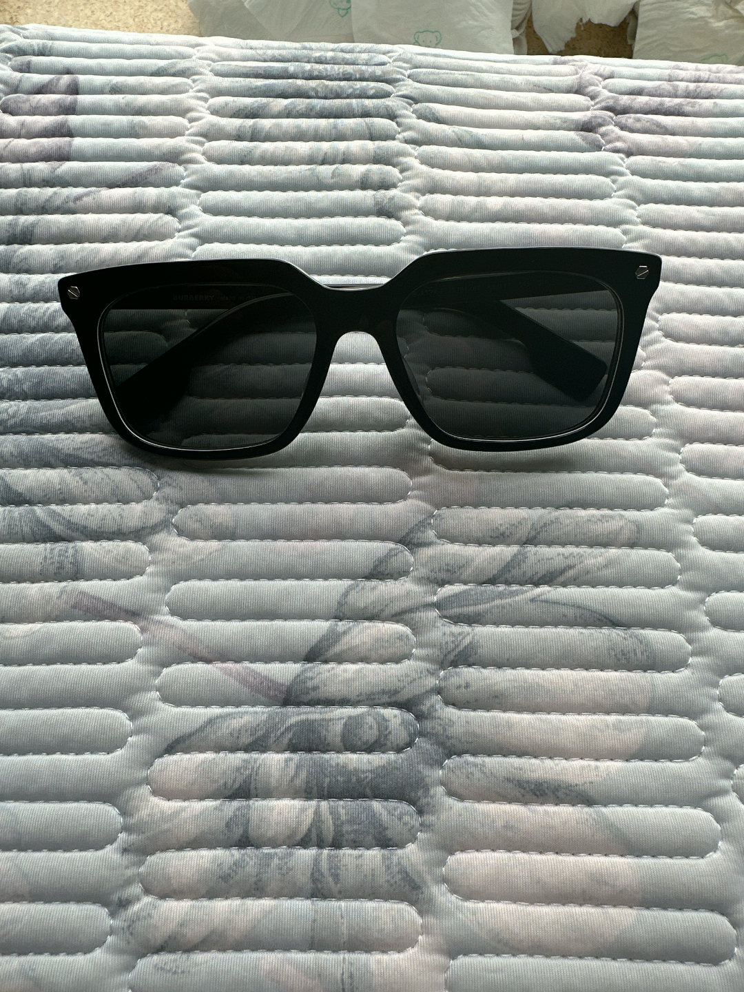 custom review-Burberry Прямоугольные Солнцезащитные очки Мужские Черные