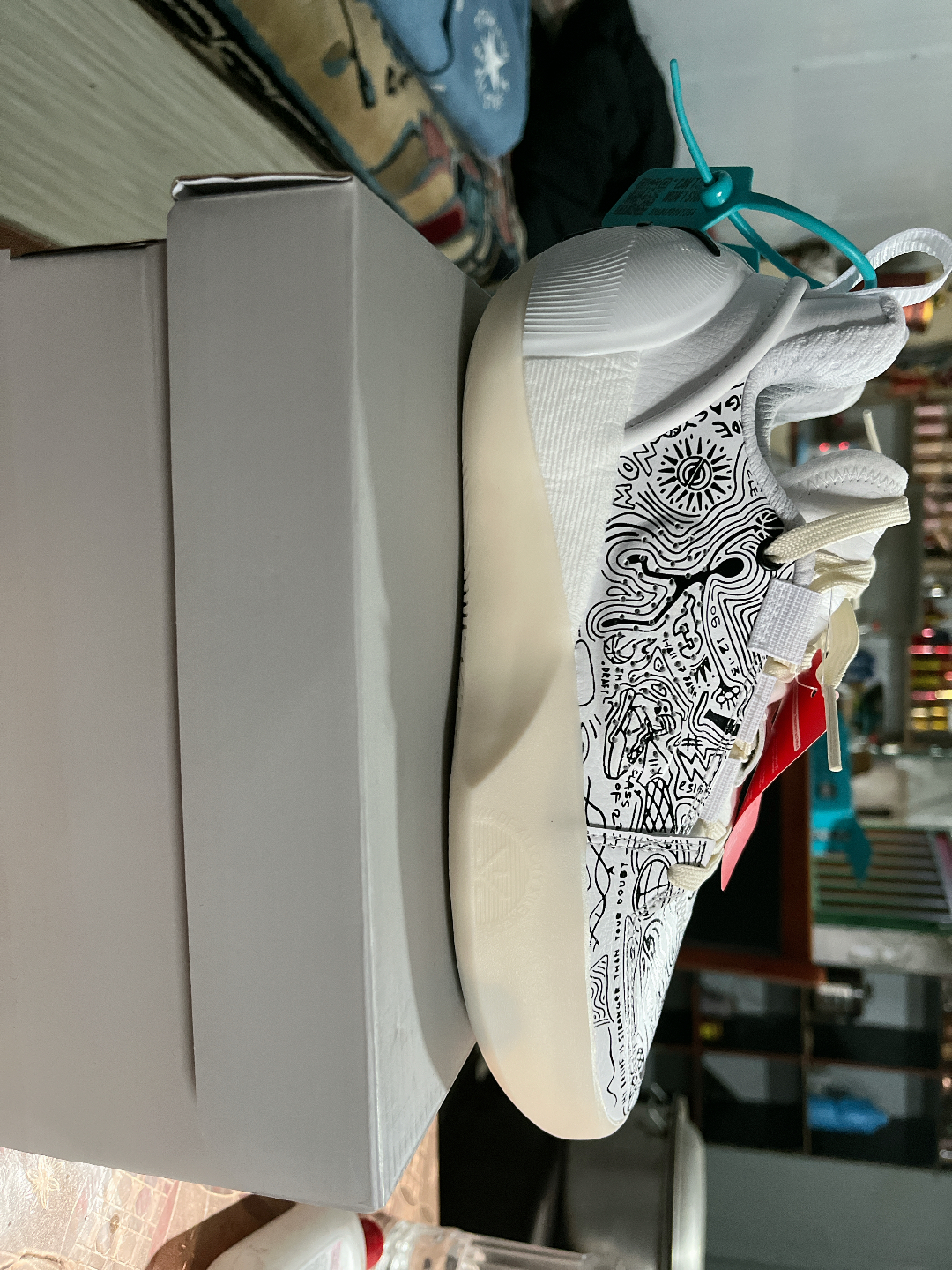 custom review-LINING All City 12 Encore Баскетбольные кроссовки Низкий верх Белый Черный Мужской