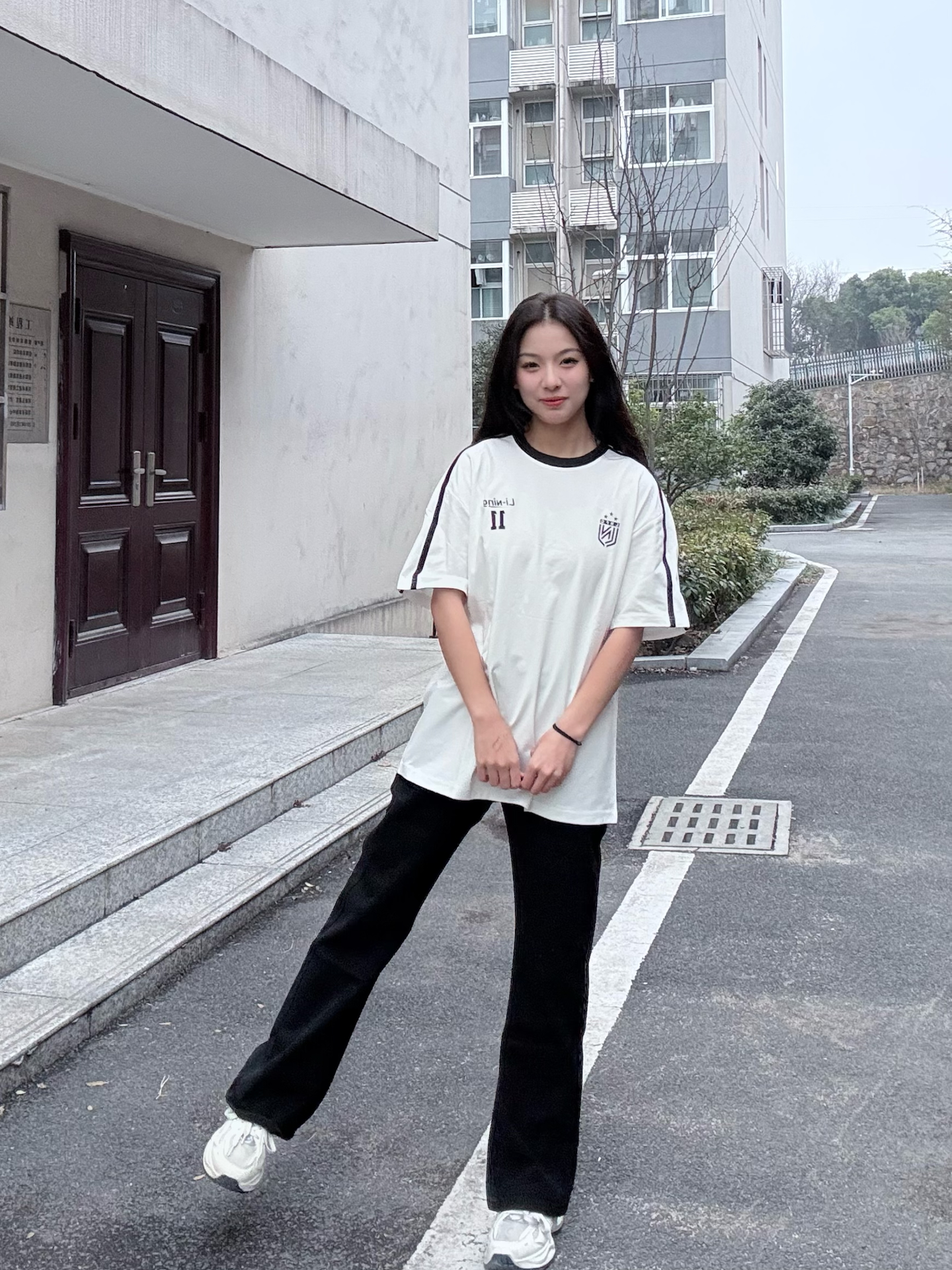 女大学生今日穿搭