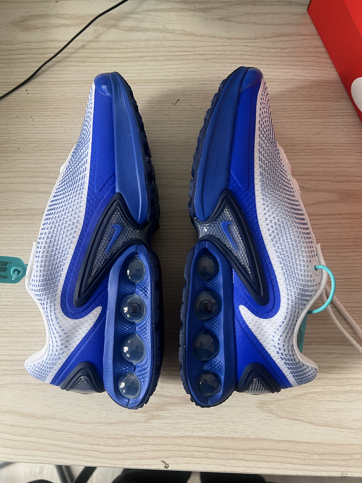 custom review-Nike Air Max Dn Амортизация Устойчивость к истиранию Дышащий Верх Низкий Топ Повседневный Мужской Белый Синий