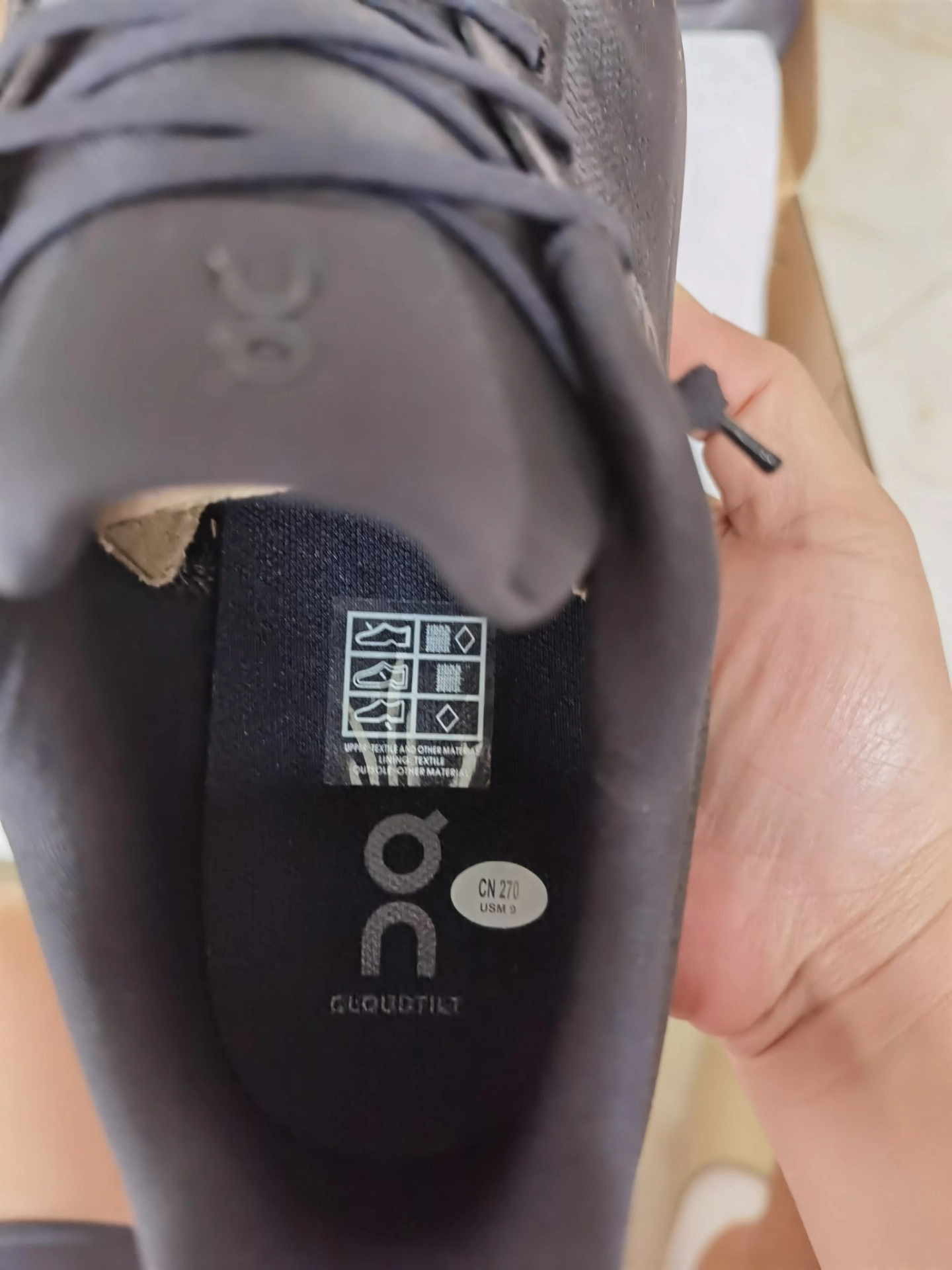 custom review-On CLOUDTILT Амортизация Низкий Топ Беговые кроссовки Мужской Черный