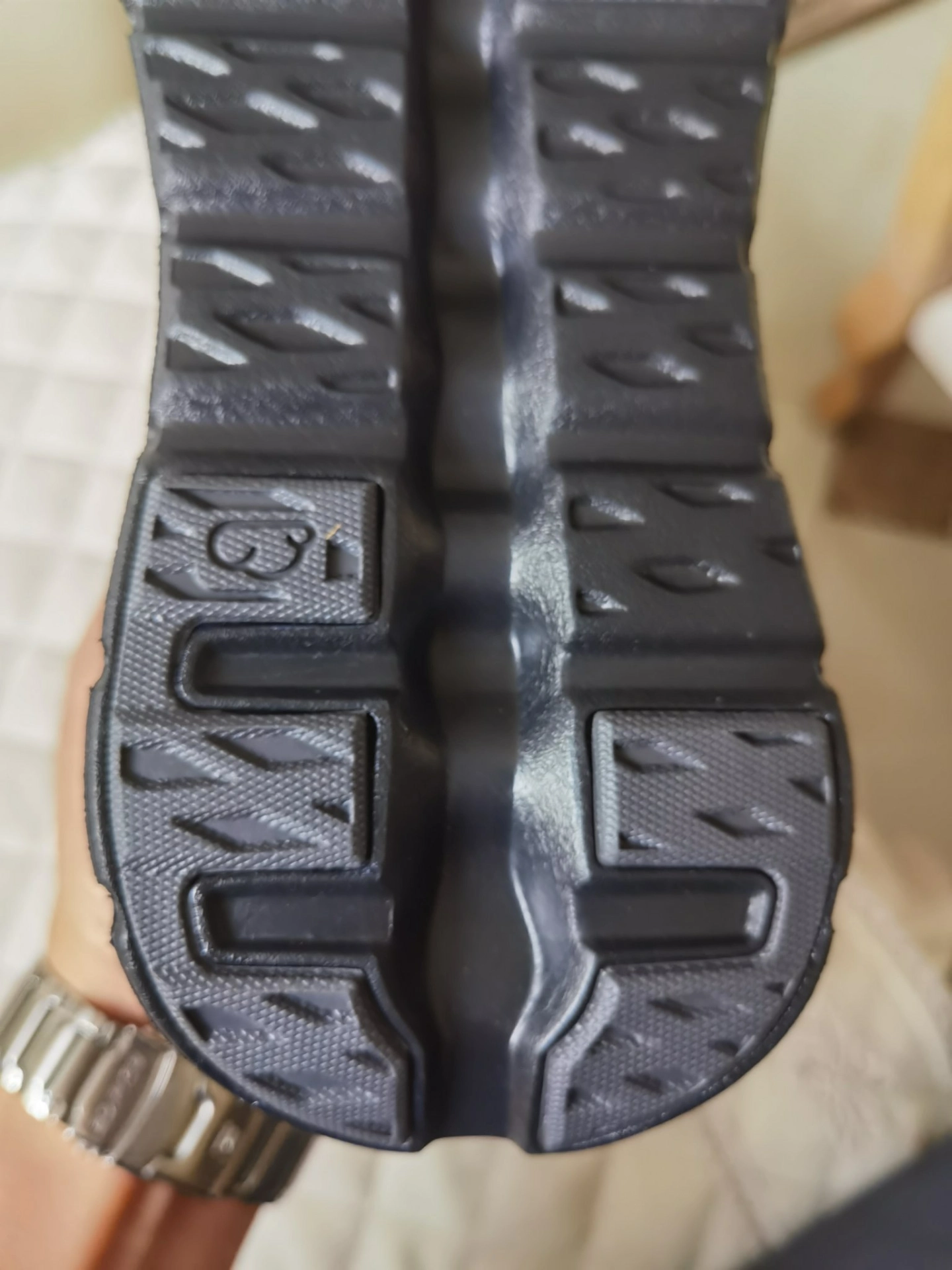 custom review-On CLOUDTILT Амортизация Низкий Топ Беговые кроссовки Мужской Черный