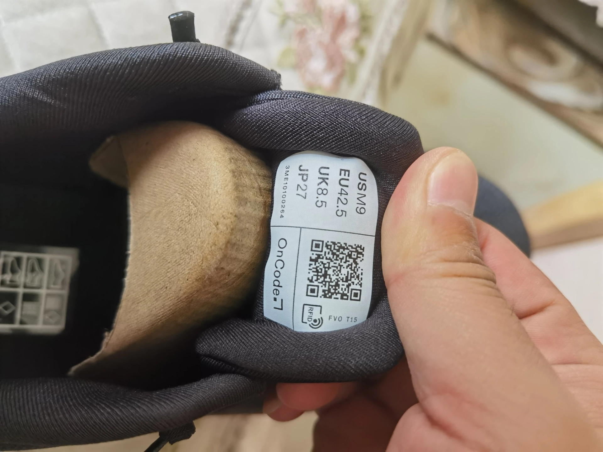 custom review-On CLOUDTILT Амортизация Низкий Топ Беговые кроссовки Мужской Черный