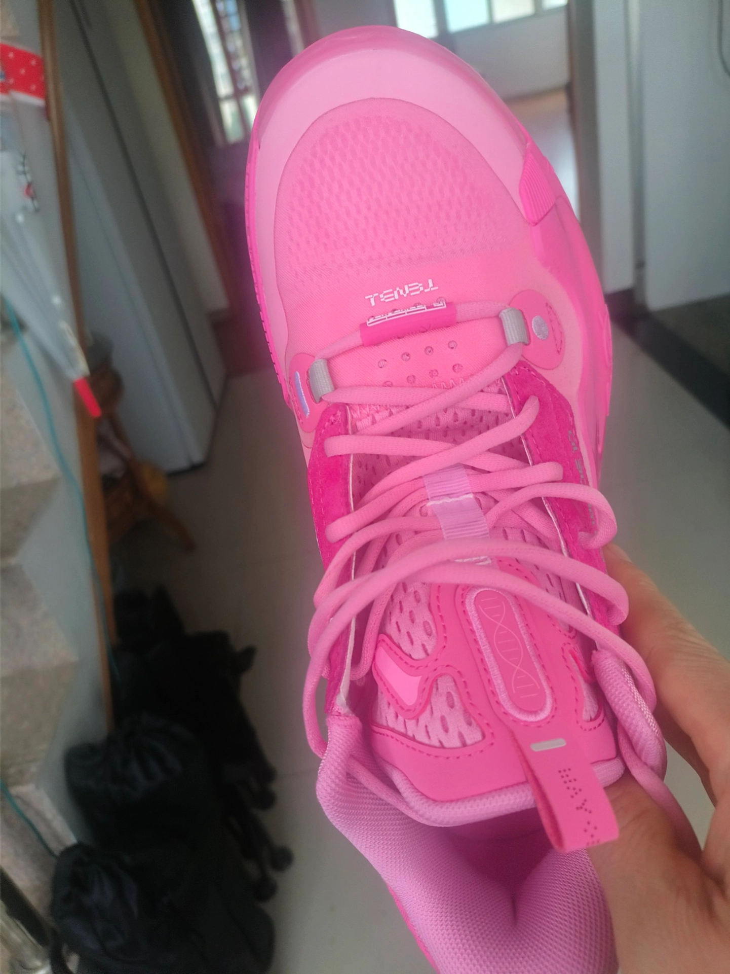 custom review-LINING WOW 10 Амортизация Износостойкие Низкие Баскетбольные Кроссовки Мужские Розовые