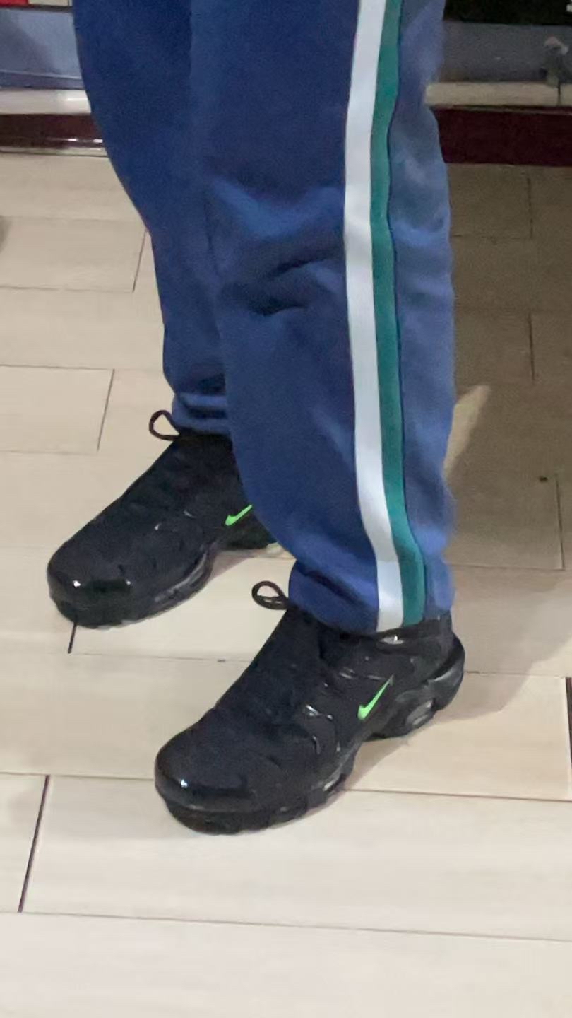 custom review-Nike Air Max Plus Устойчивый к истиранию Низкий Топ Тренировочные Повседневные Беговые Кроссовки Мужские Черные Зеленые