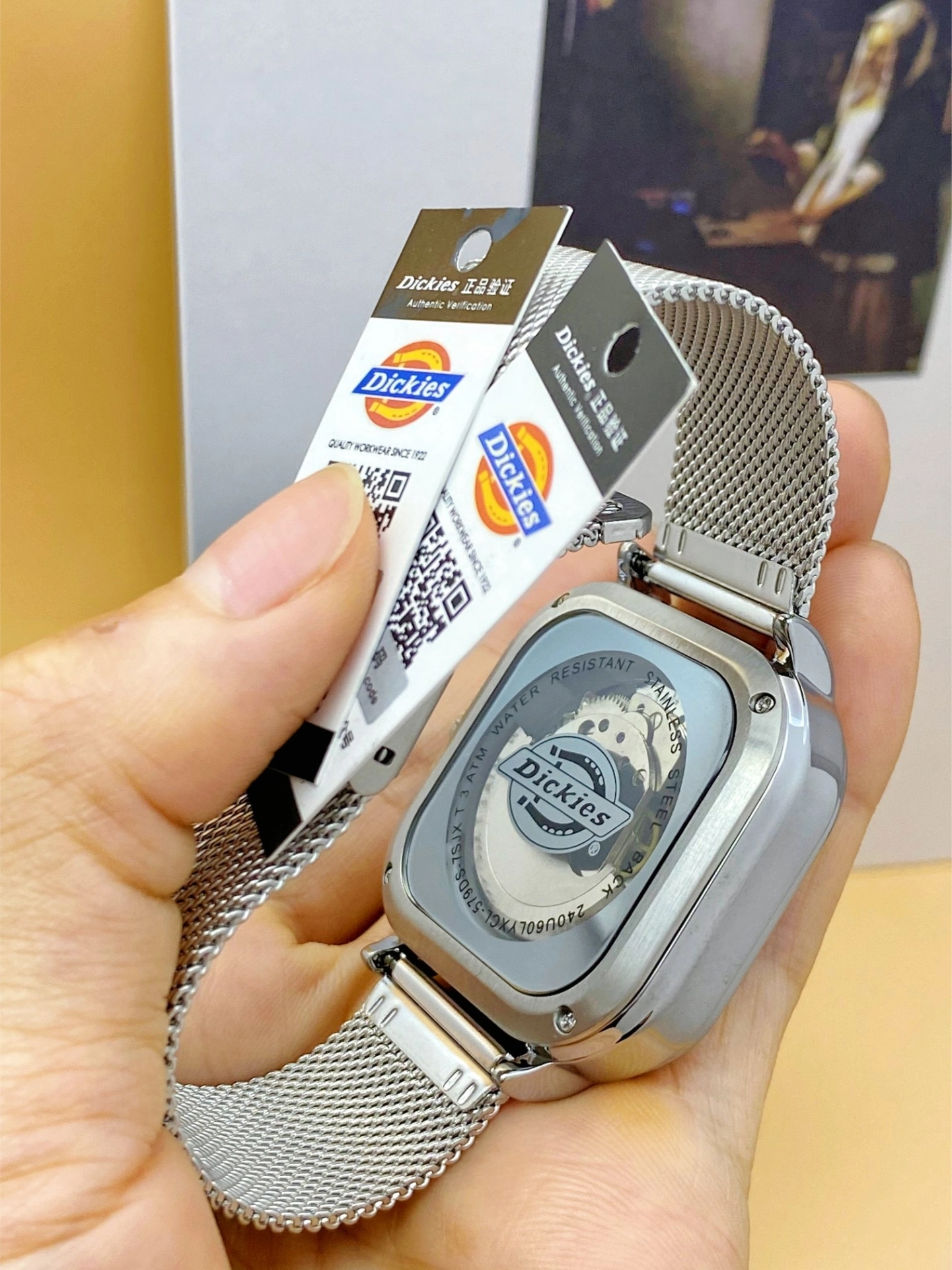 确实炫酷还狠帅
感觉戴它出去啥场景都能hold得住呢
#学生党手表推荐