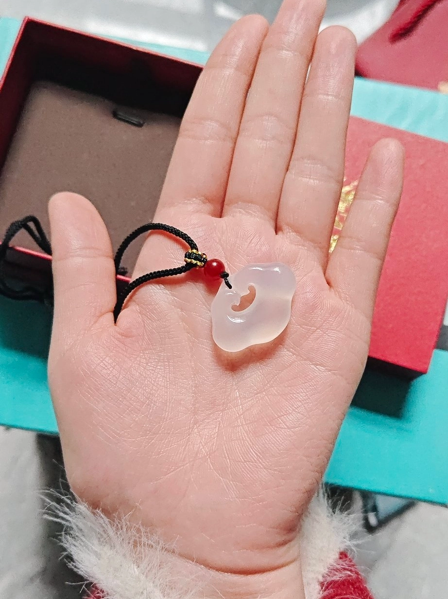 老凤祥如意祥云平安锁