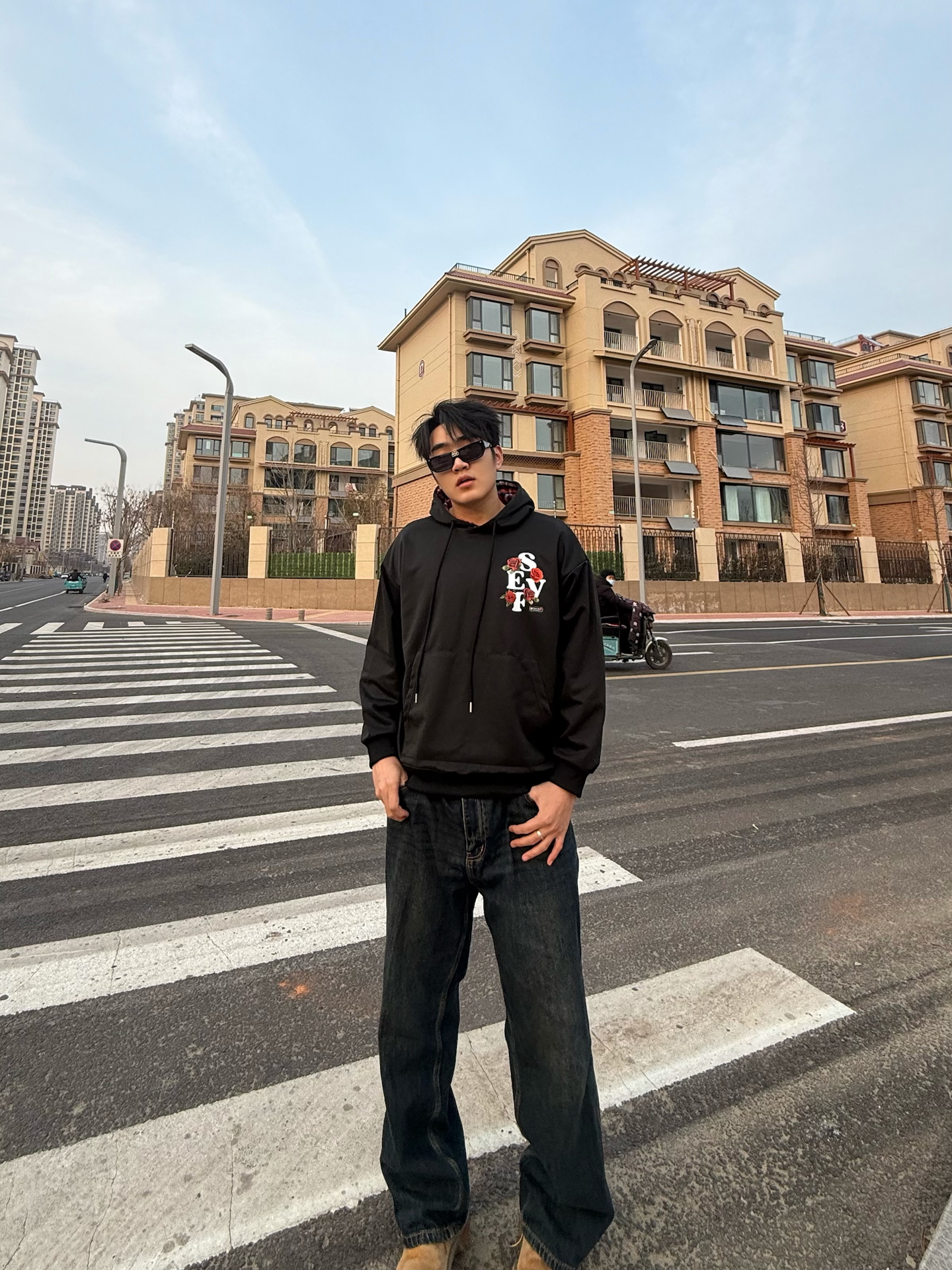 180斤微胖小男生怎么穿?