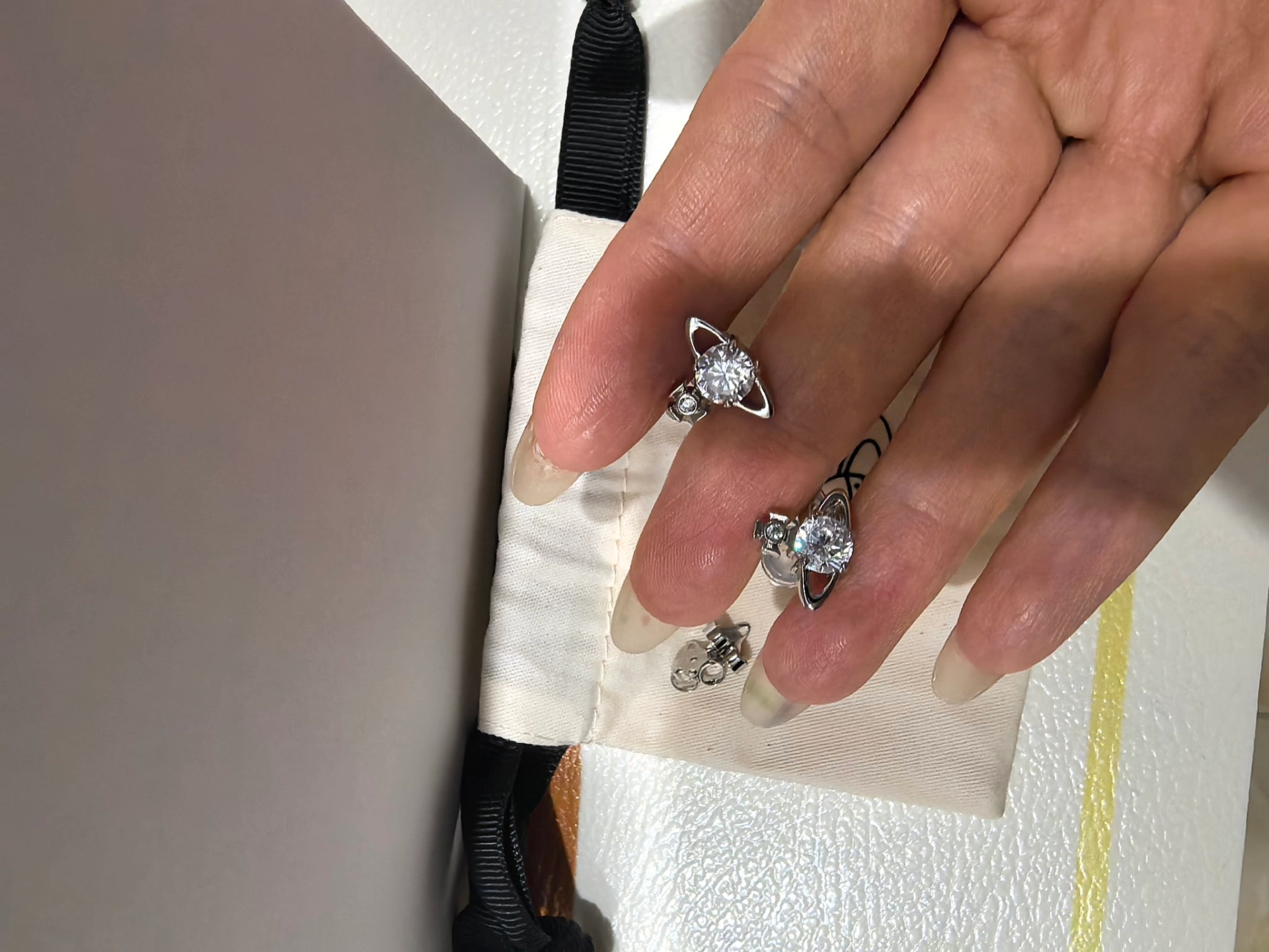 custom review-Вивьен Вествуд Брасс Серьги Женские Серебряные