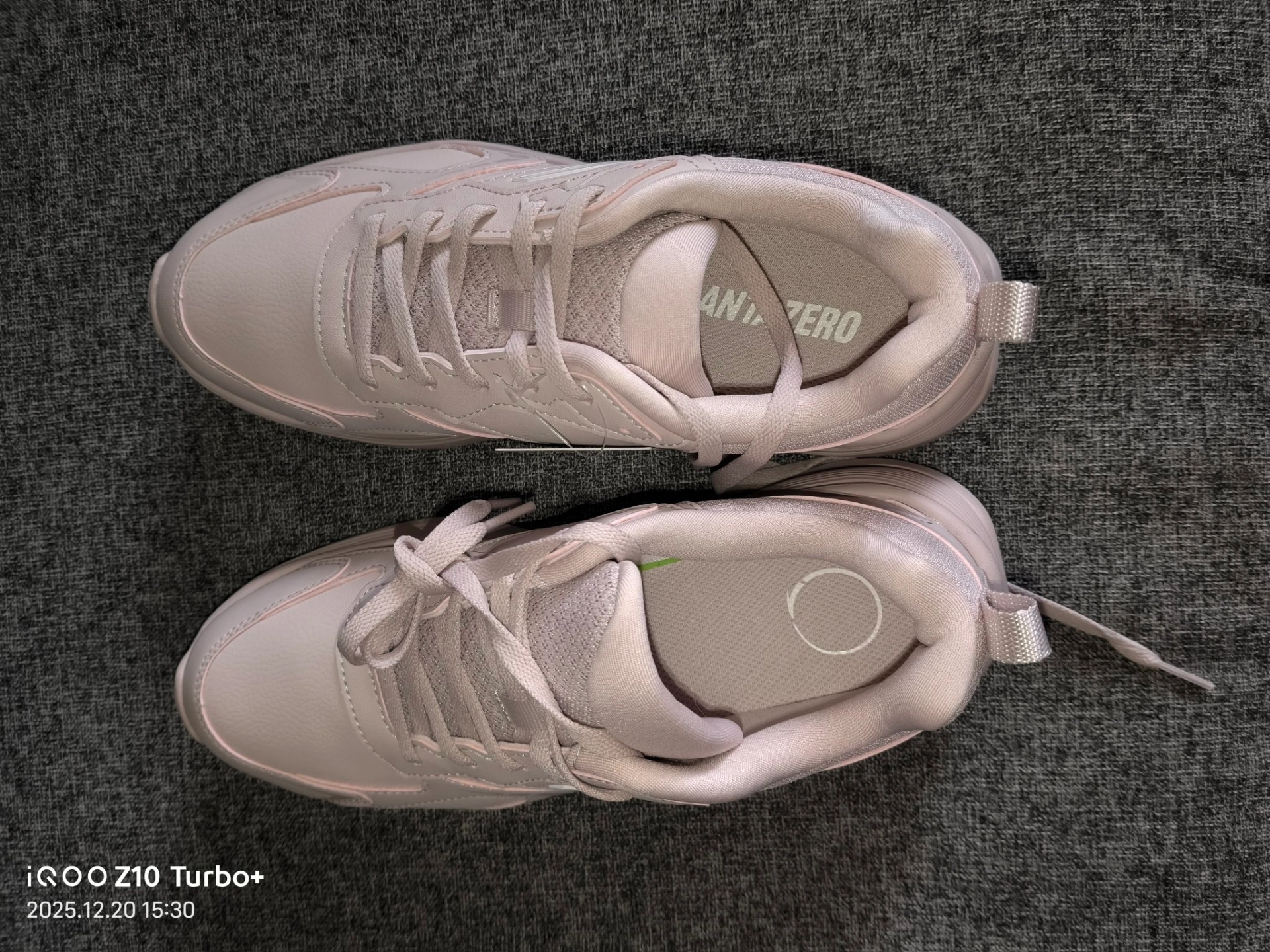 custom review-Anta Гонки Амортизация Устойчивость к износу Легкий Городской Коммутирование Беговые кроссовки Женские Пыльно-розовый