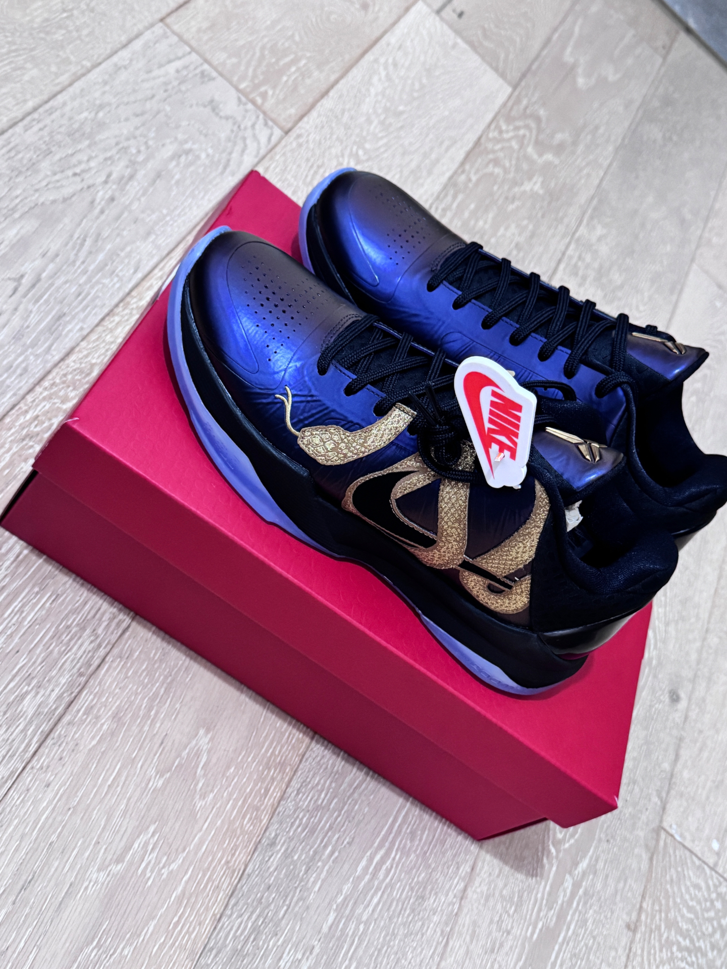 科比5蛇年限定,朋友们怎么看