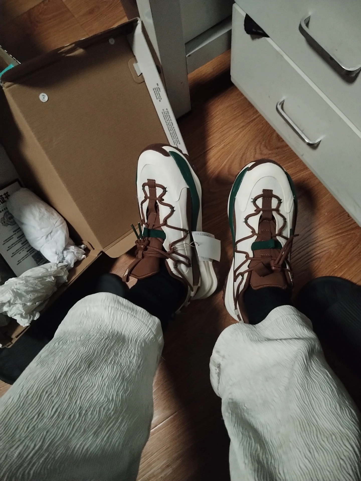 custom review-Adidas Maxxwavy Аbrasion Resistant Низкий Топ Повседневные Беговые кроссовки Унисекс Белый Коричневый