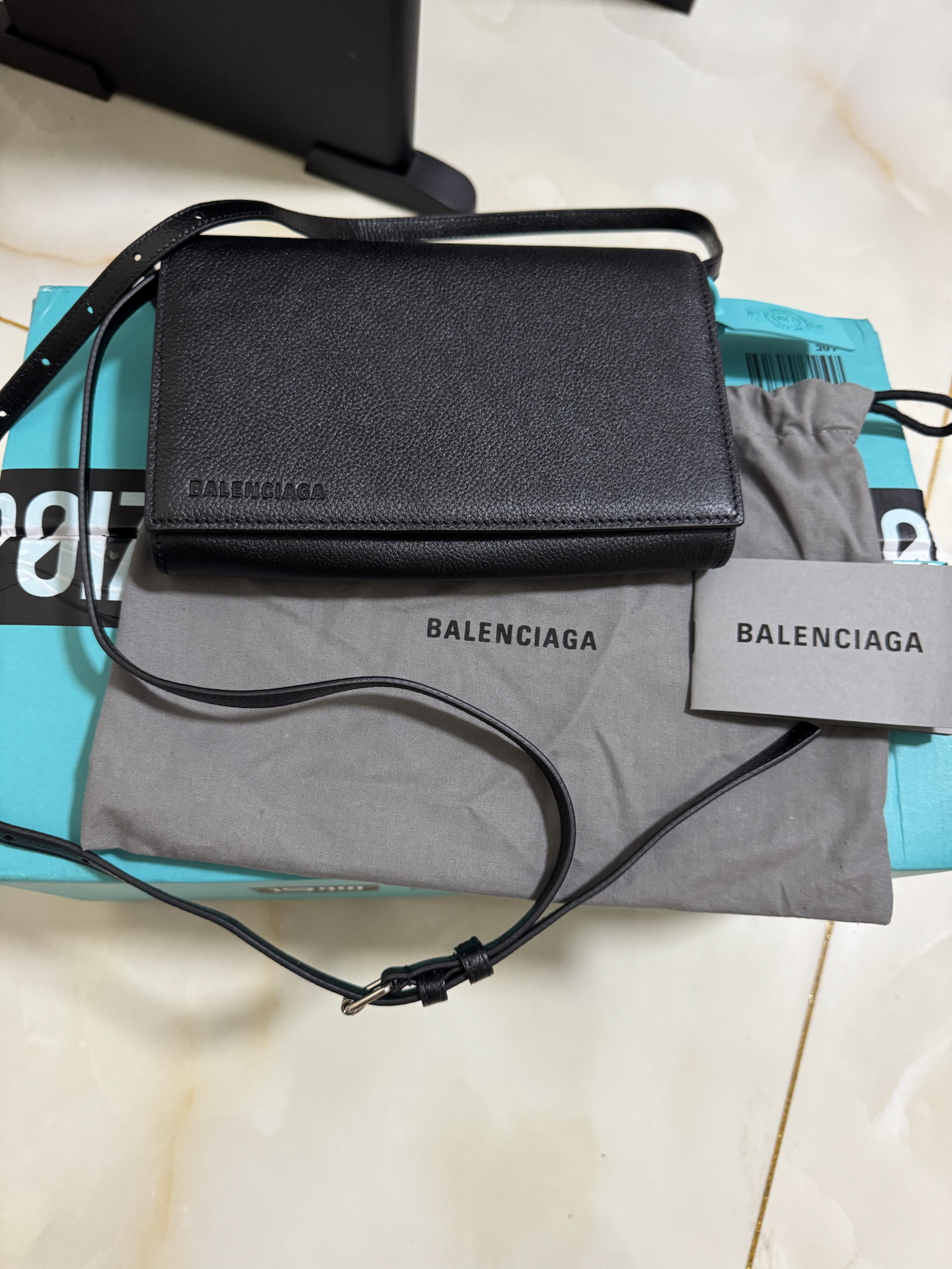 custom review-Balenciaga Кожа Сумка через плечо Женская Черная