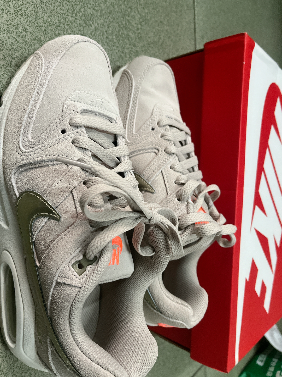 custom review-Nike Air Max Command Low Топ Air Cushion Повседневный Городской Коммутер Беговые кроссовки Женские Хаки