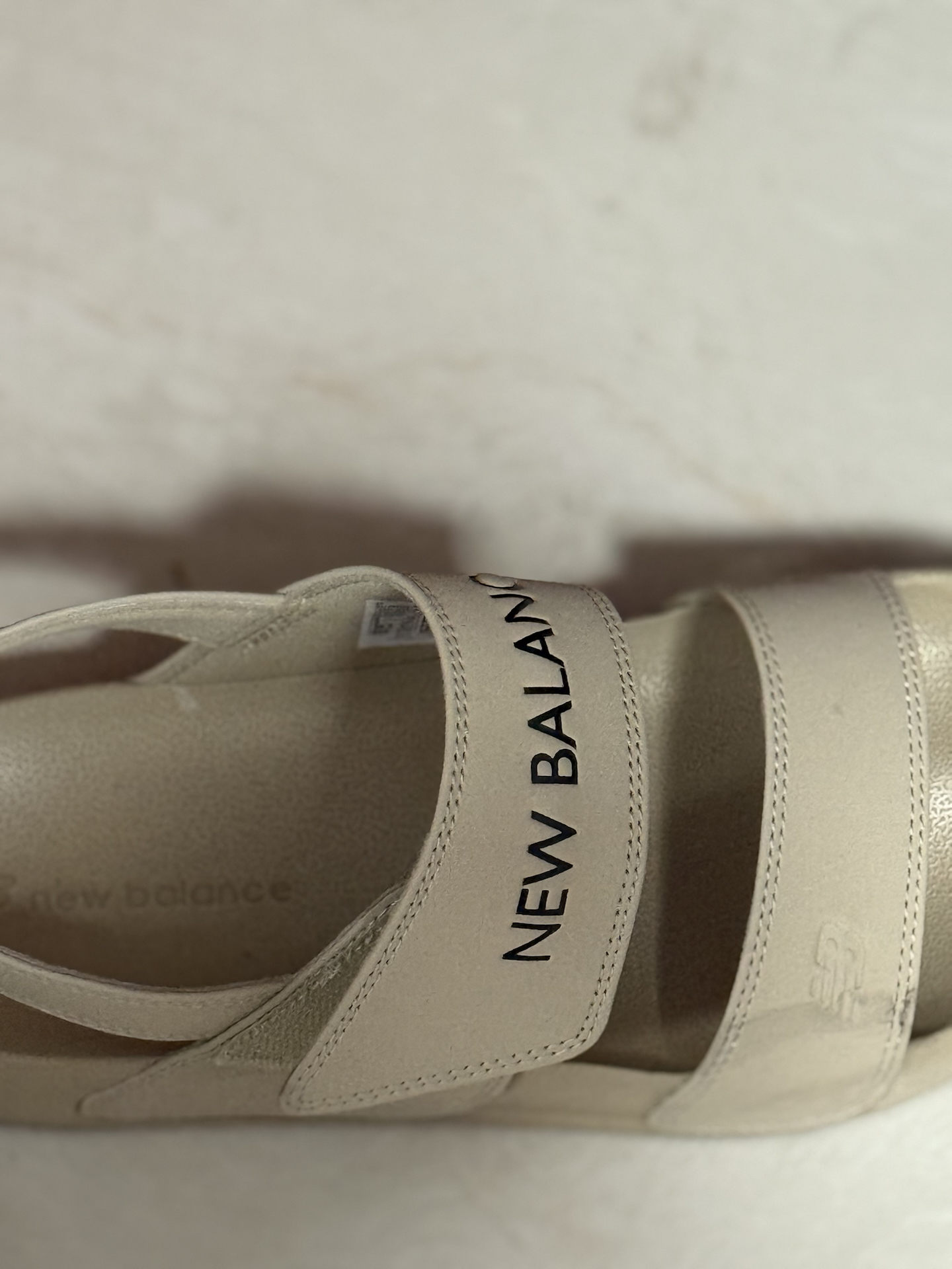 custom review-New Balance NB NCLAY Удобные пляжные сандалии унисекс песочного цвета