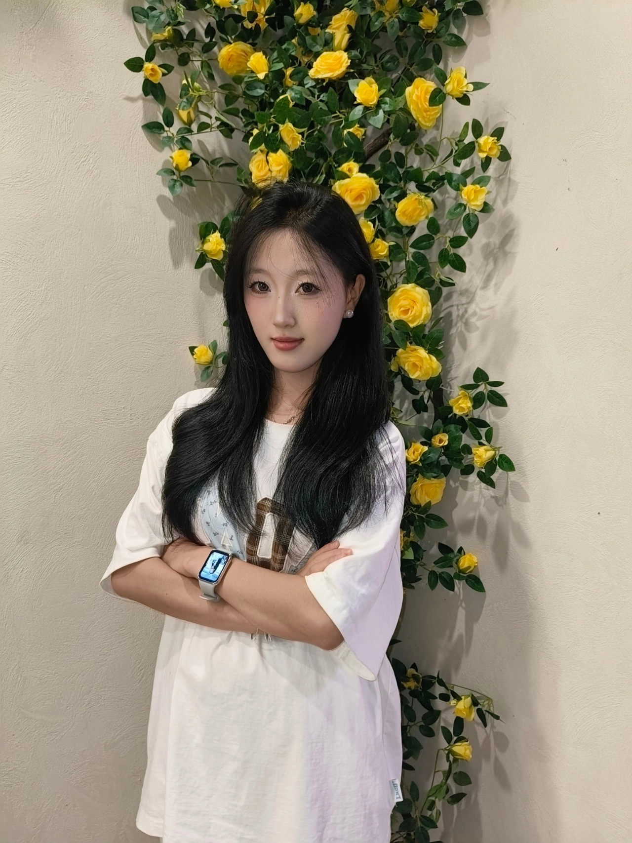 沉静的灰蓝是平静的海,摇摆间层层叠叠的是波浪重生