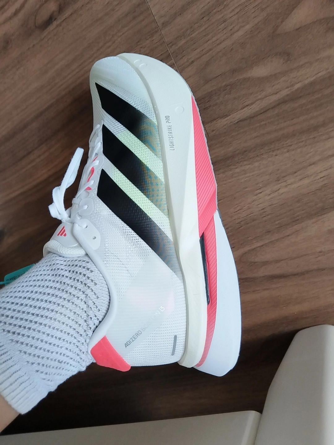 custom review-Adidas Adizero Boston 13 Амортизация Износостойкий Низкий Топ Повседневный Городской Коммутирование Беговые кроссовки Мужской Белый