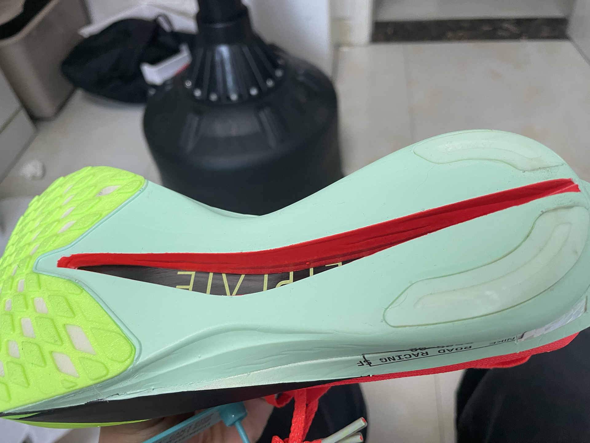 custom review-Nike Streakfly 2 Амортизирующие подошва противоскользящие низкий топ повседневная беговая обувь мужская красная