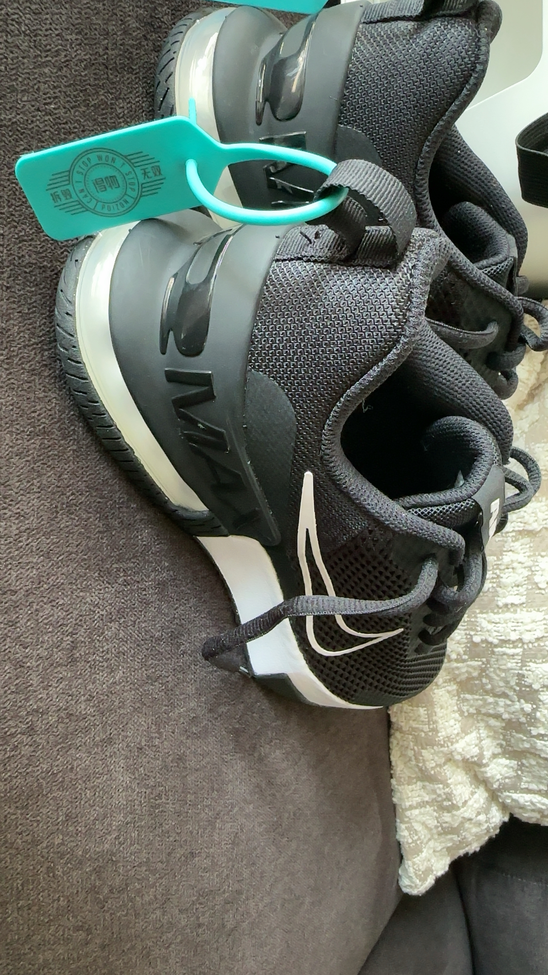 custom review-Nike Air Max ALPHA Аbrasion Resistant Низкий Топ Кроссовки для тренировок Мужские Черно-белые