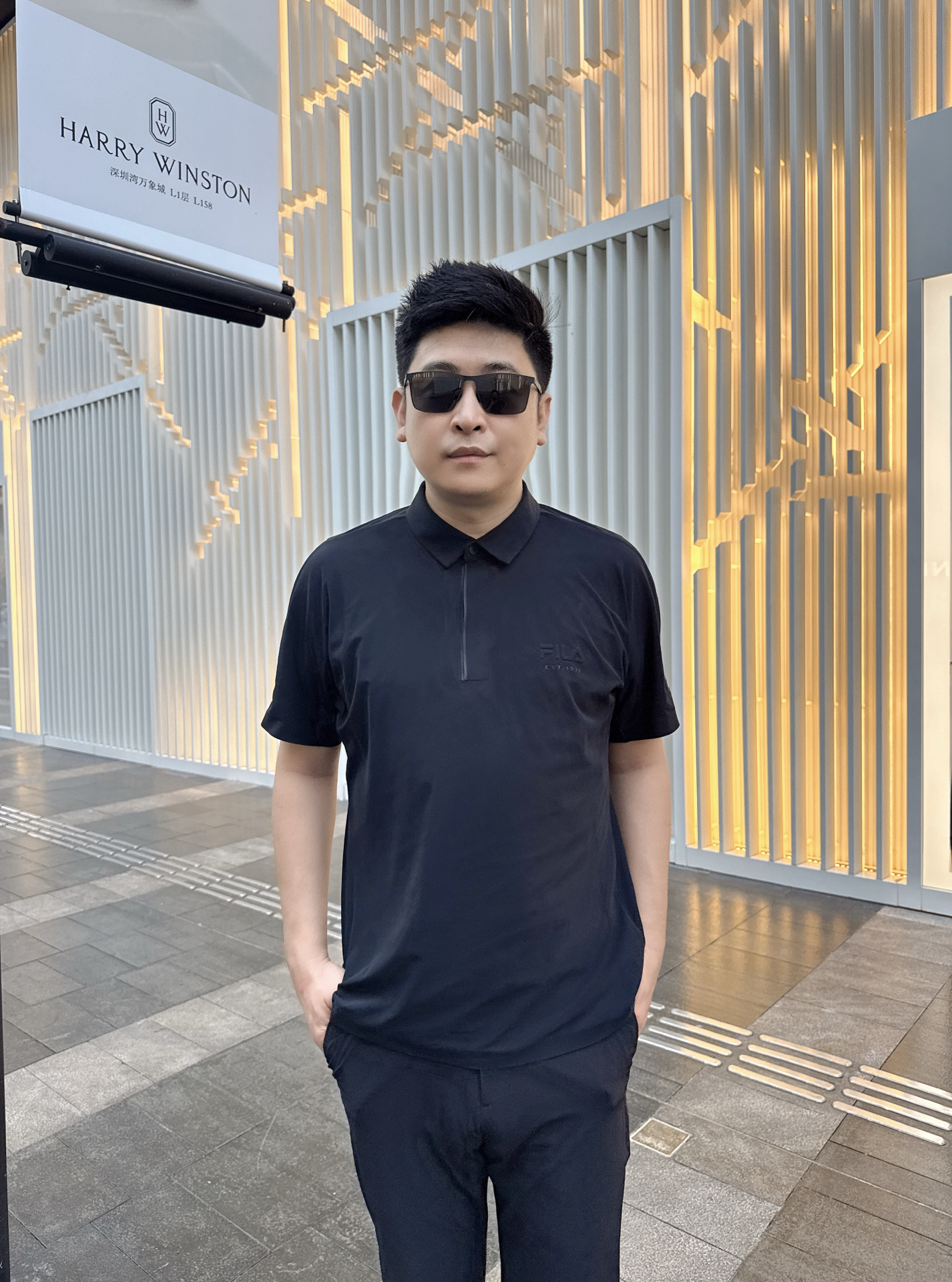Солнцезащитные очки Saint Laurent Panthos продаютс