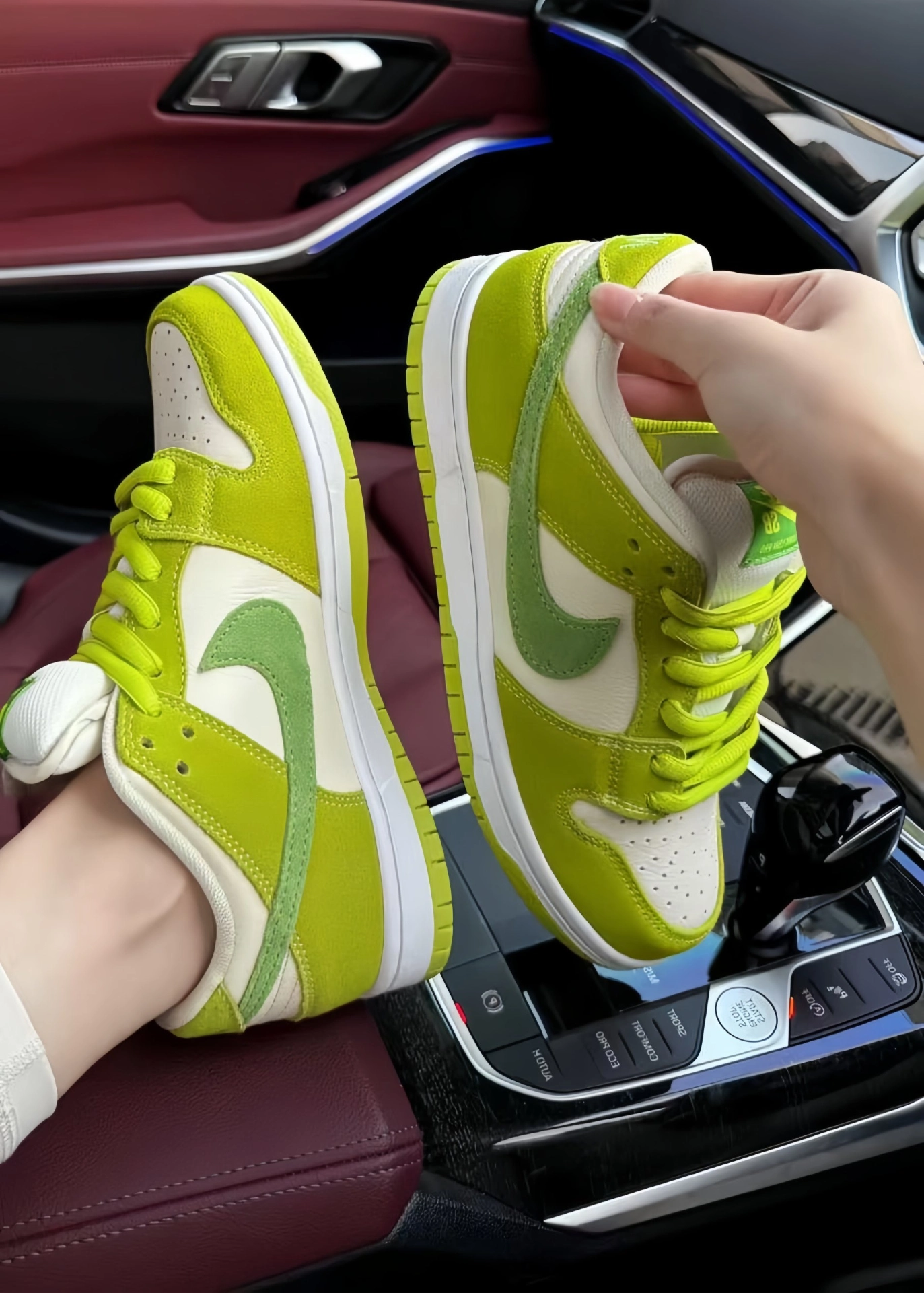 这双荧光绿nike dunk,3招让你街头亮眼
